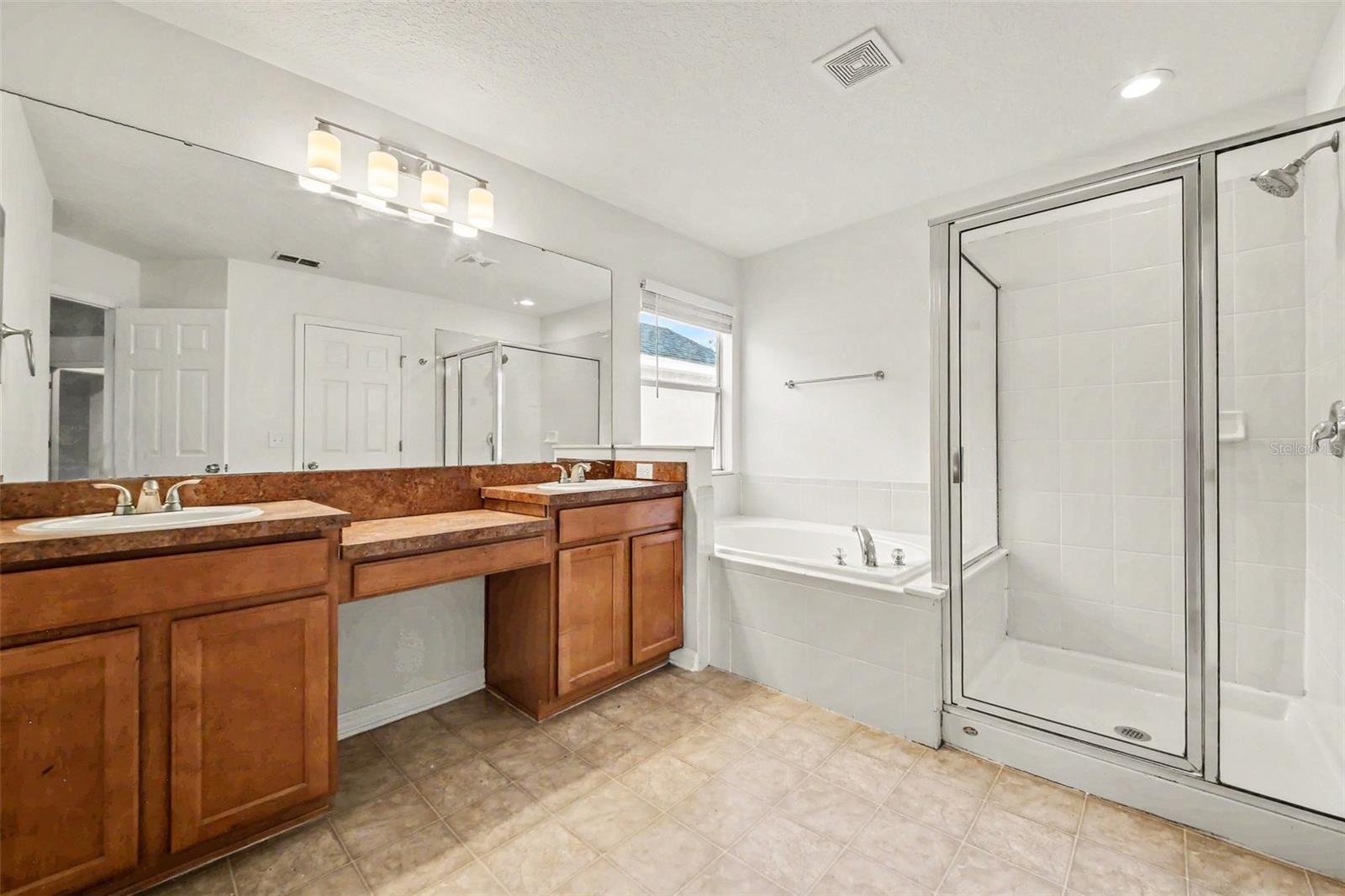 2512 HOLLY PINE CIR, ORLANDO, FL, 32820