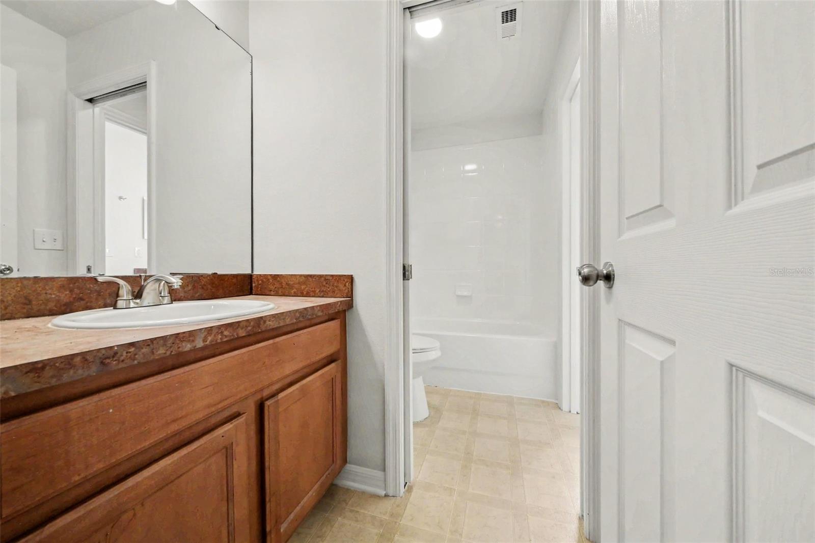 2512 HOLLY PINE CIR, ORLANDO, FL, 32820
