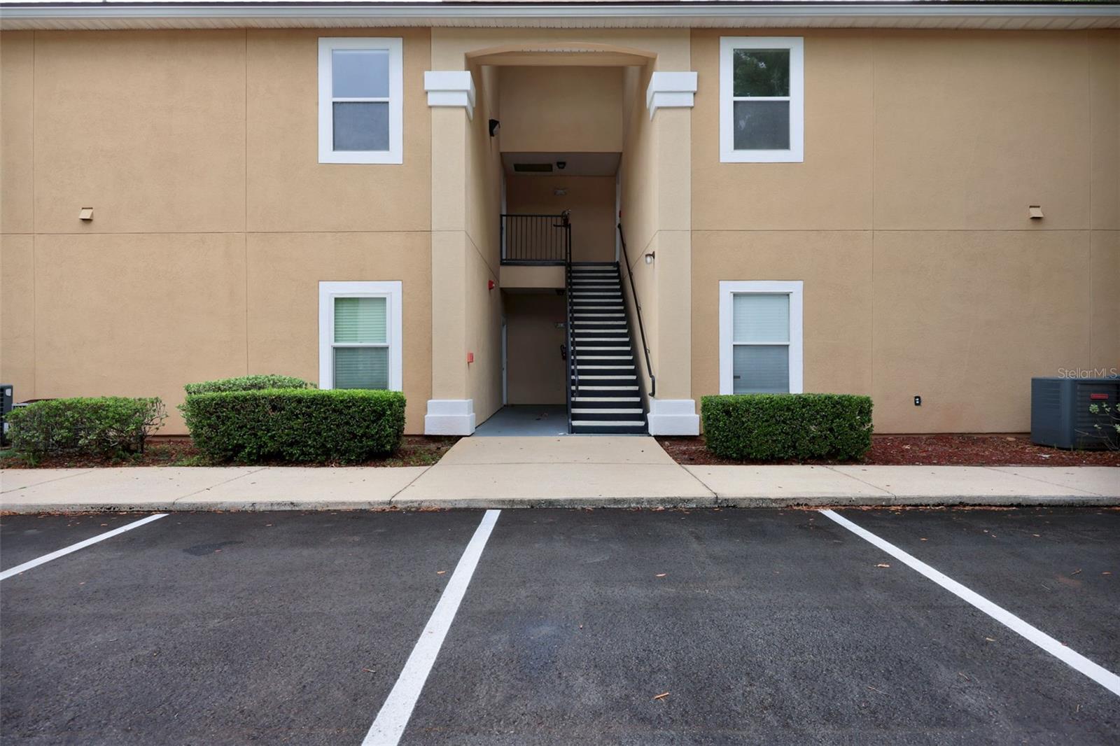 6111 MAGGIES CIR #110, JACKSONVILLE, FL, 32244