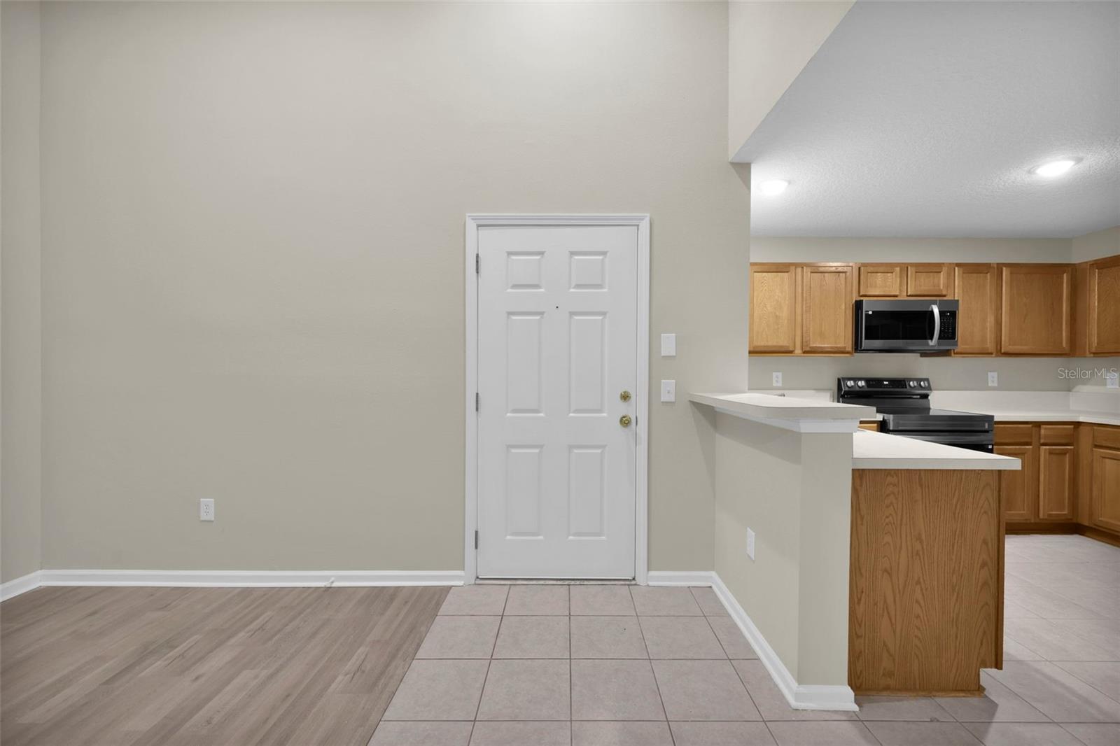 6111 MAGGIES CIR #110, JACKSONVILLE, FL, 32244