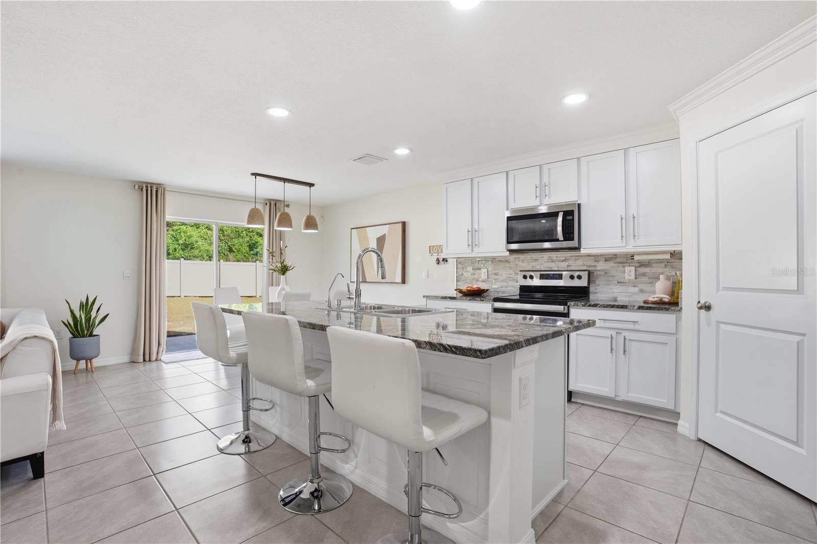 6761 SE 3RD LOOP, OCALA, FL, 34472