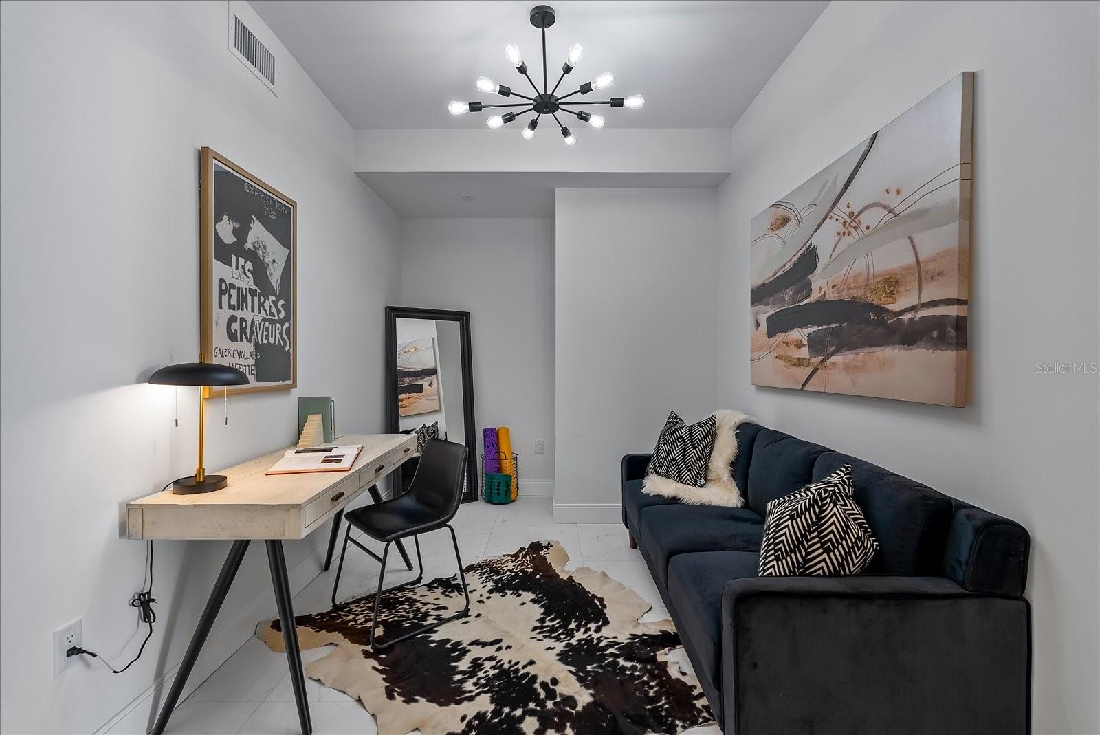 100 1ST AVE N #501, ST PETERSBURG, FL, 33701