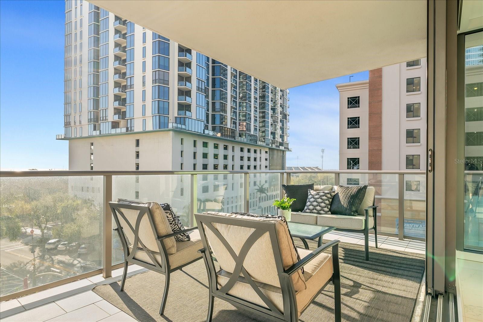 100 1ST AVE N #501, ST PETERSBURG, FL, 33701