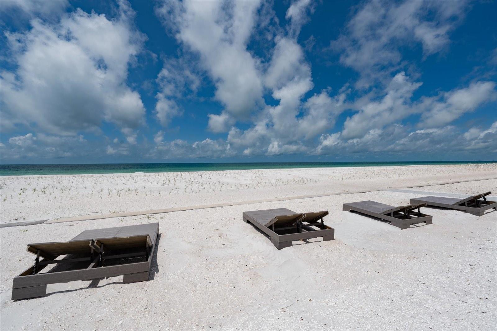 1660 GULF BLVD #403, CLEARWATER BEACH, FL, 33767