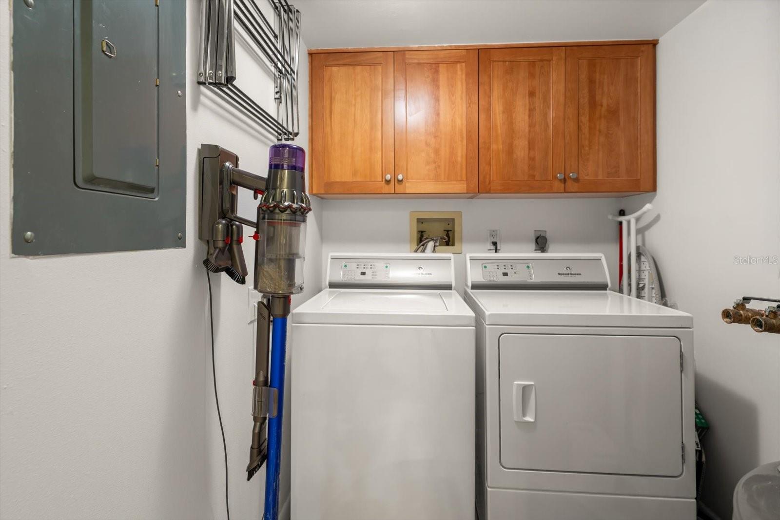 1660 GULF BLVD #403, CLEARWATER BEACH, FL, 33767