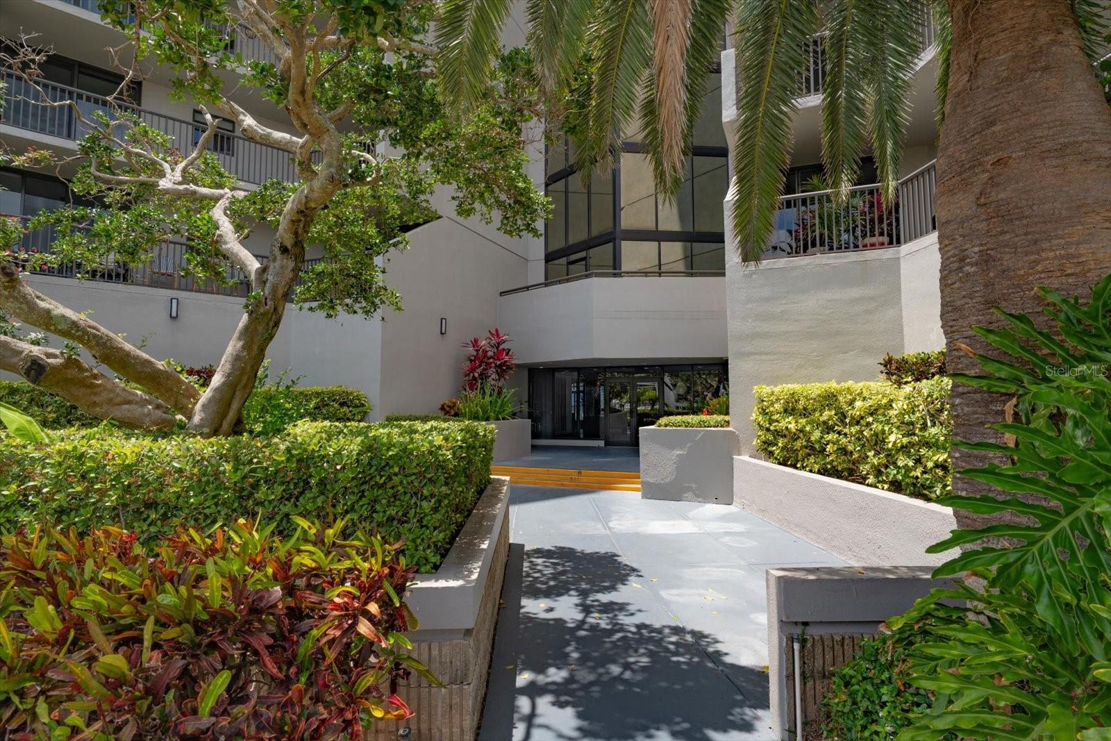 1660 GULF BLVD #403, CLEARWATER BEACH, FL, 33767