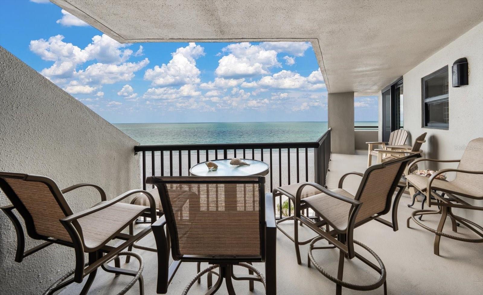 1660 GULF BLVD #403, CLEARWATER BEACH, FL, 33767