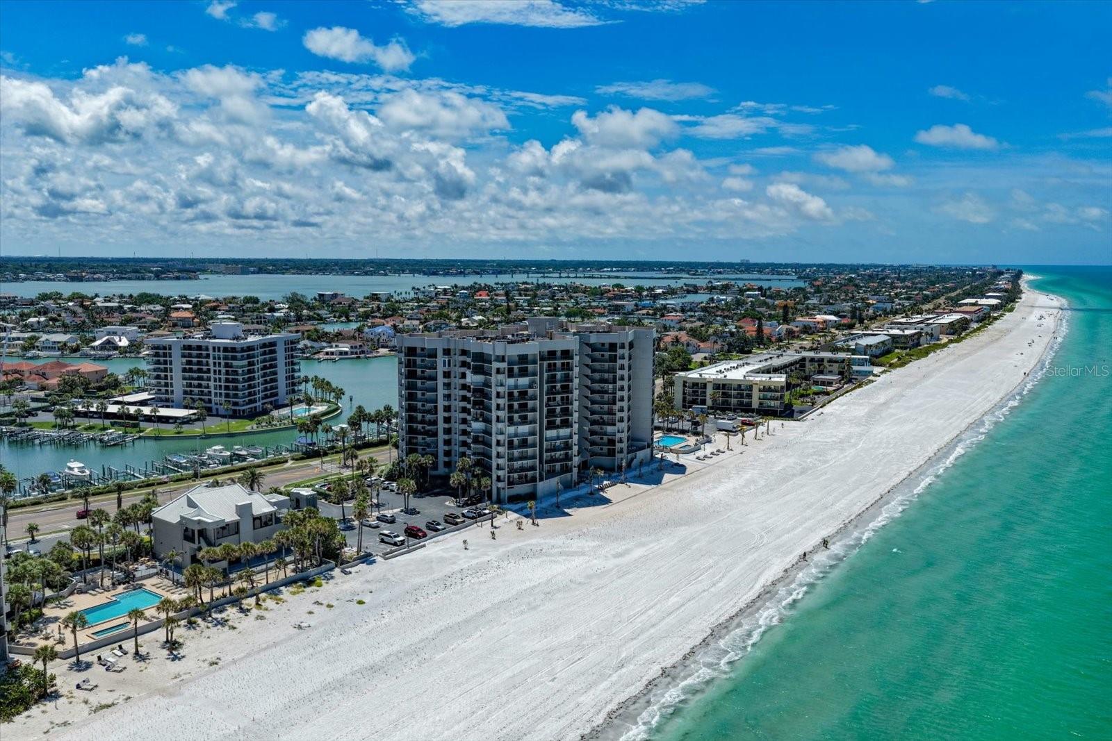 1660 GULF BLVD #403, CLEARWATER BEACH, FL, 33767