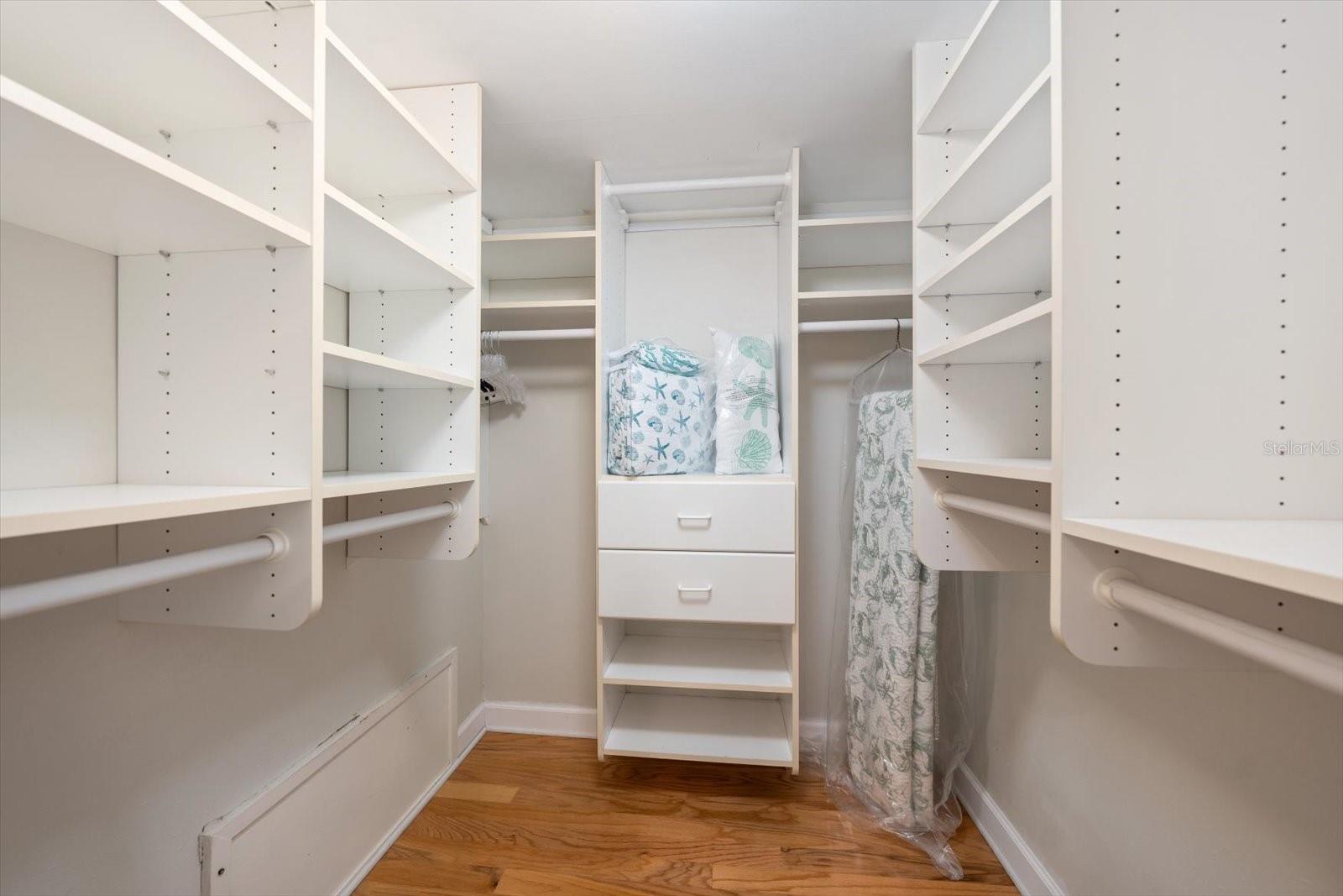 1660 GULF BLVD #403, CLEARWATER BEACH, FL, 33767