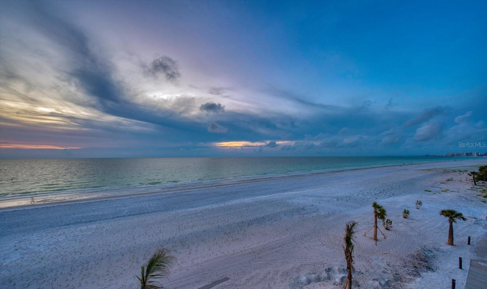 1660 GULF BLVD #403, CLEARWATER BEACH, FL, 33767