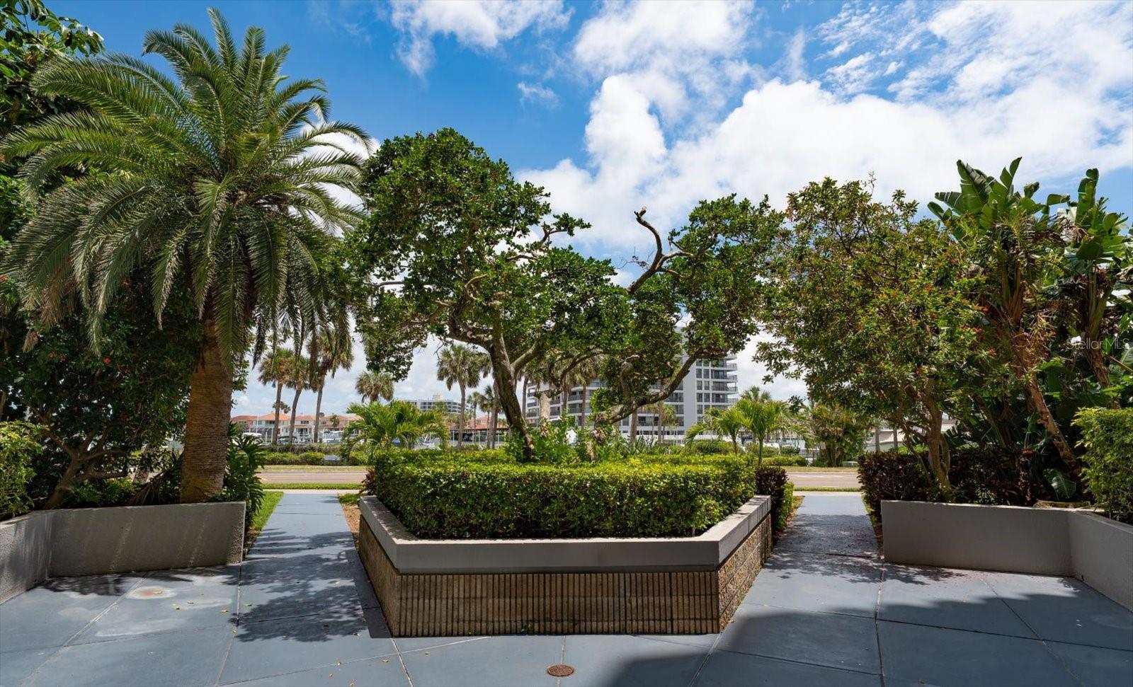 1660 GULF BLVD #403, CLEARWATER BEACH, FL, 33767