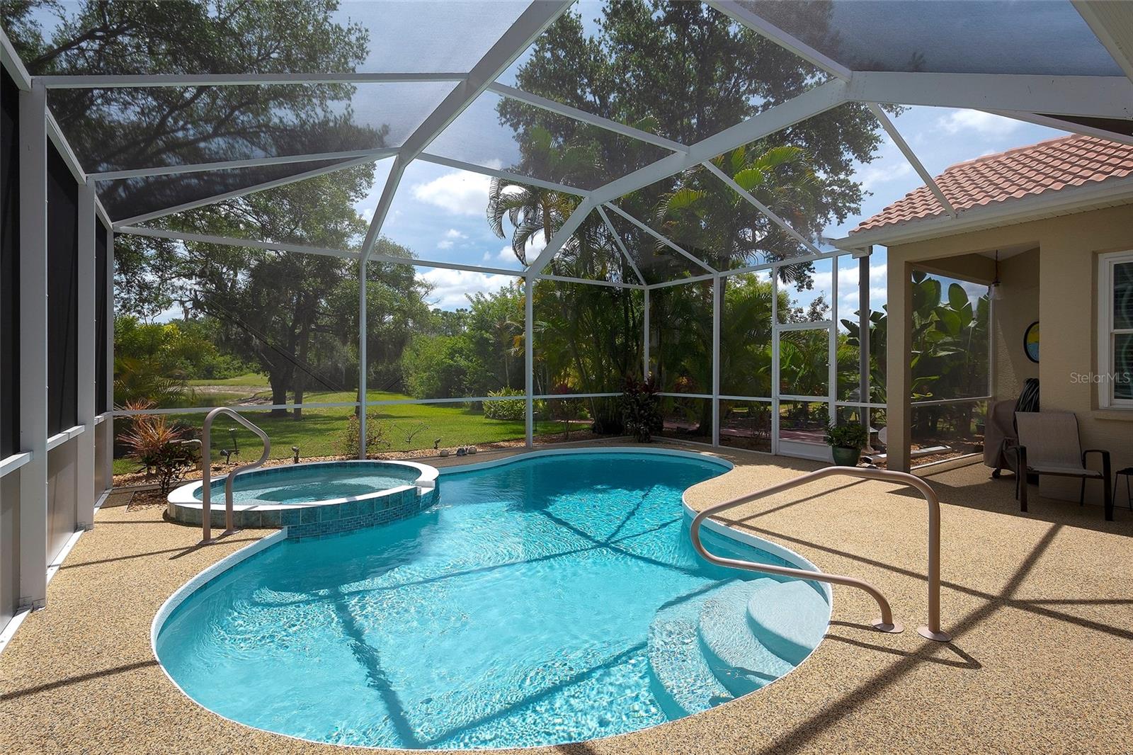 6711 TAILFEATHER WAY, BRADENTON, FL, 34203