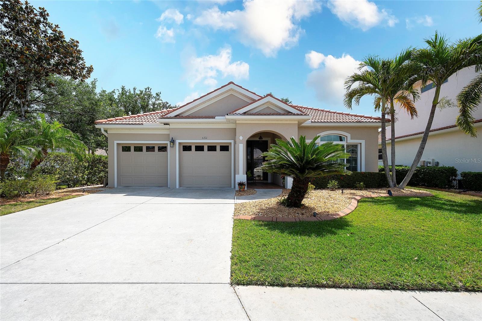 6711 TAILFEATHER WAY, BRADENTON, FL, 34203