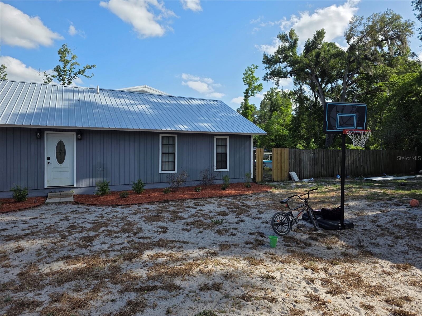 142 NE 112TH AVE, OLD TOWN, FL, 32680