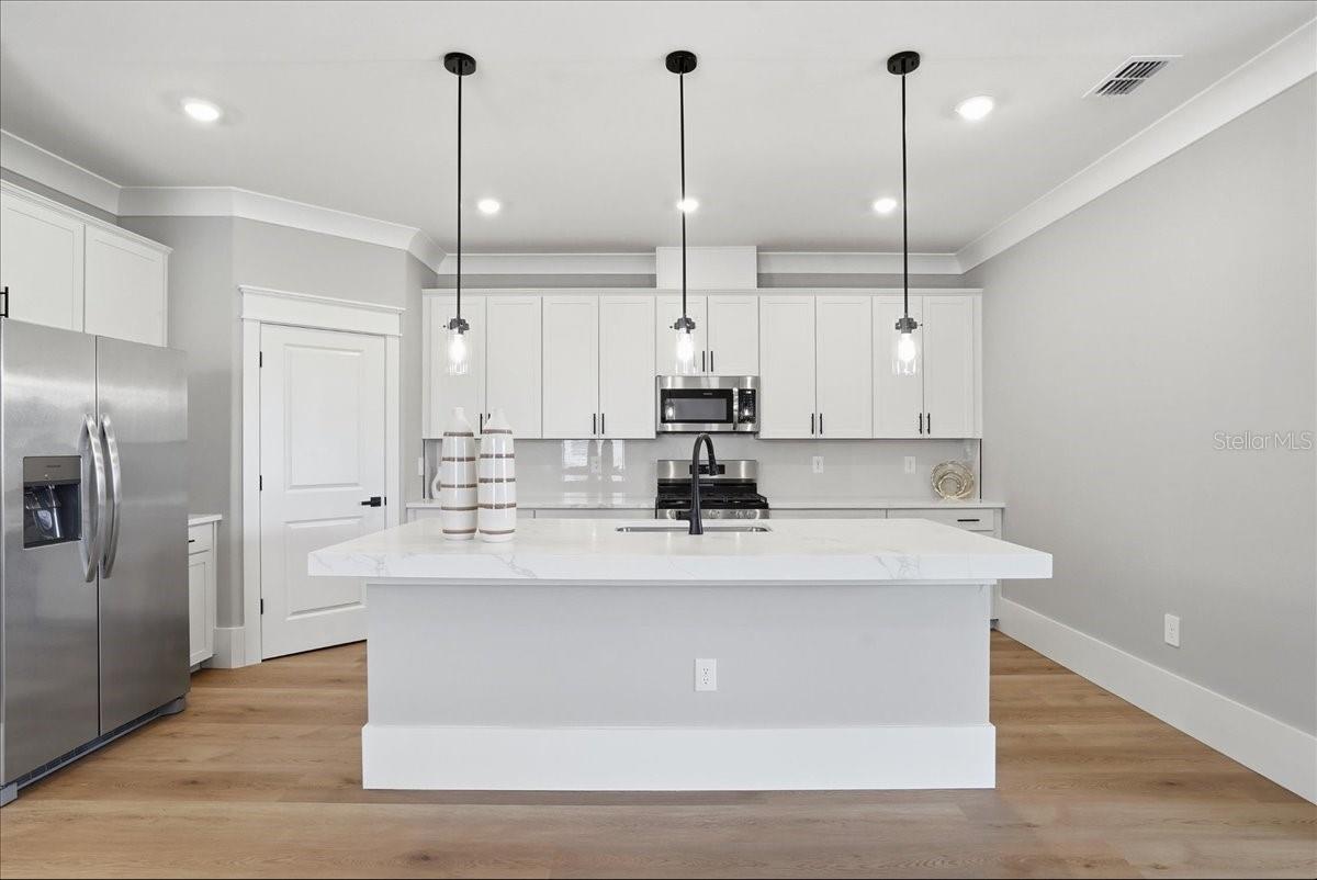 5309 SEAL ISLE CT, BRADENTON, FL, 34211