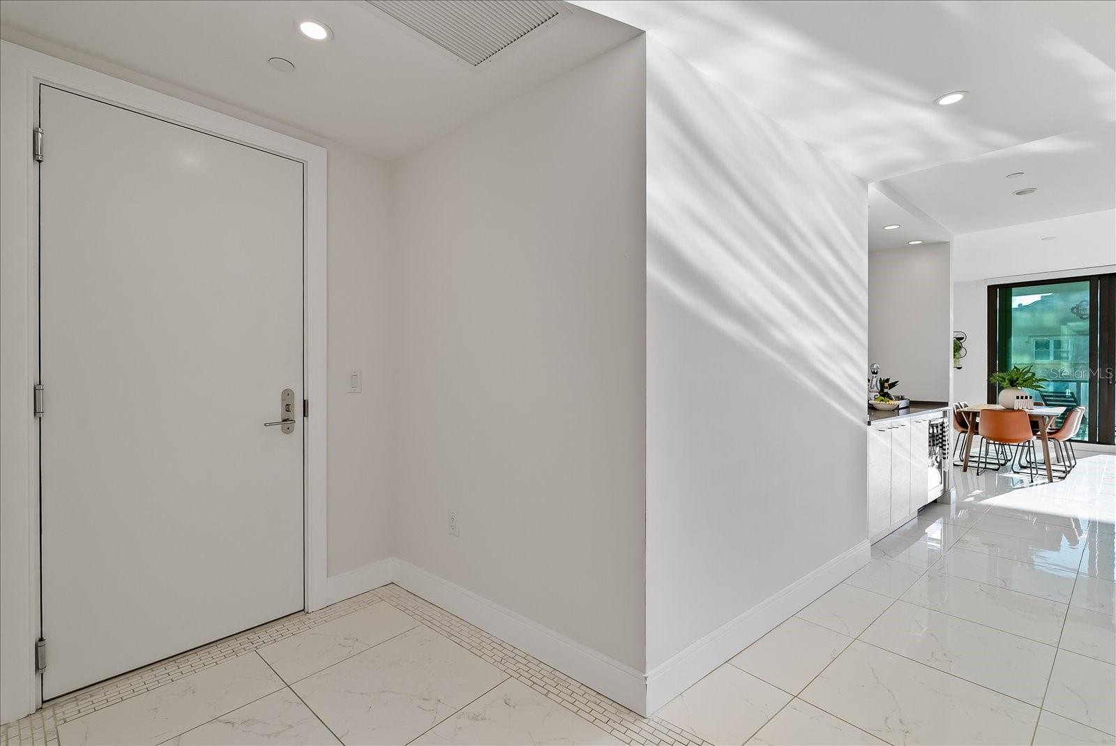 100 1ST AVE N #501, ST PETERSBURG, FL, 33701
