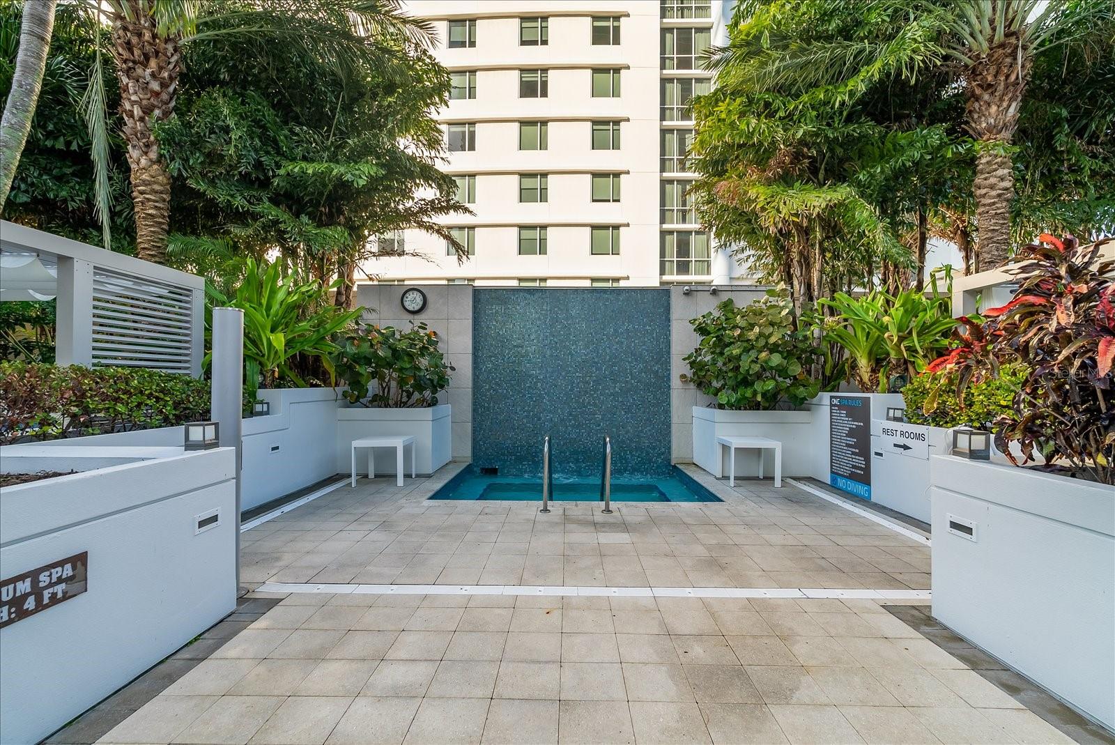 100 1ST AVE N #501, ST PETERSBURG, FL, 33701