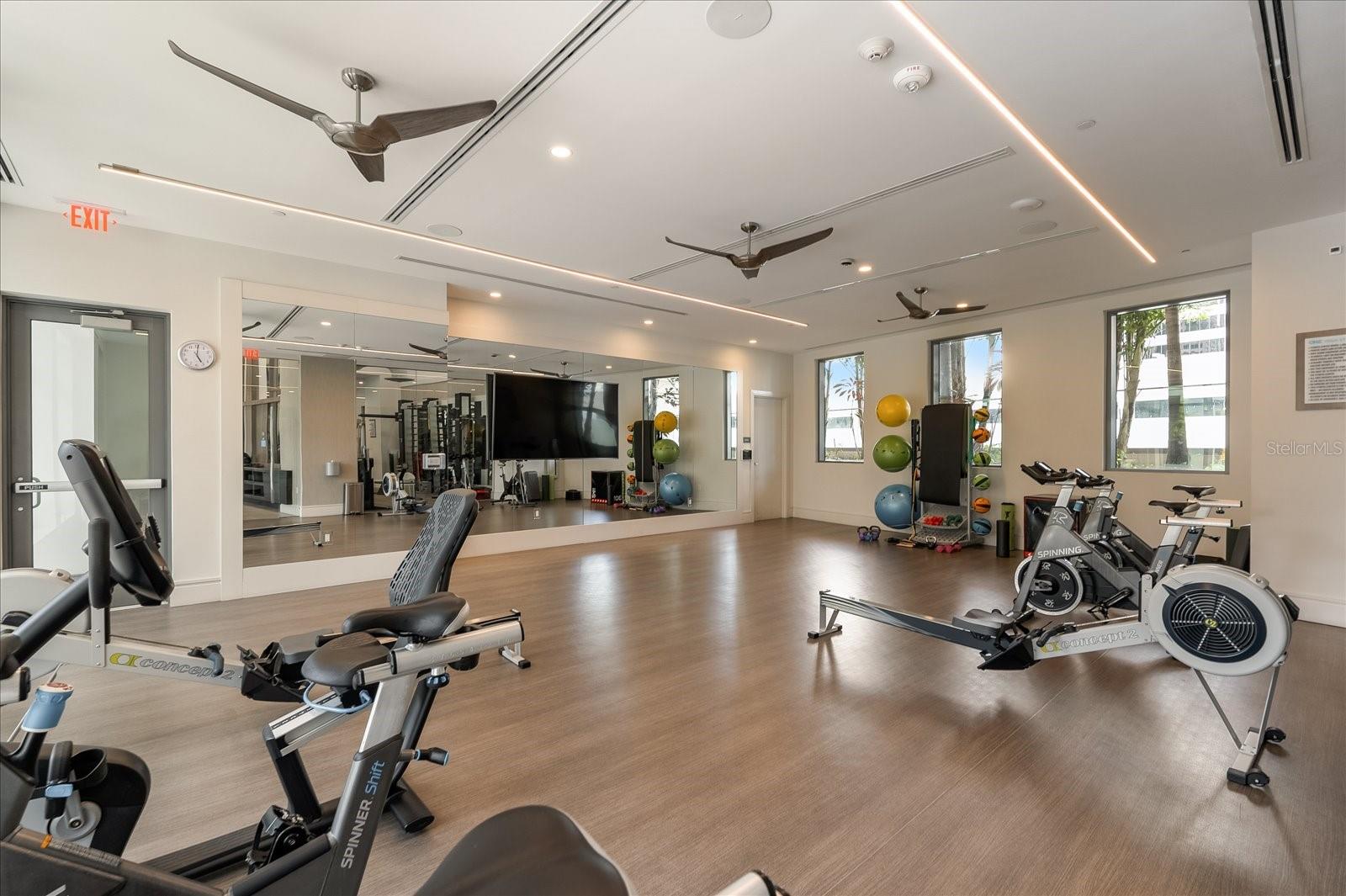 100 1ST AVE N #501, ST PETERSBURG, FL, 33701