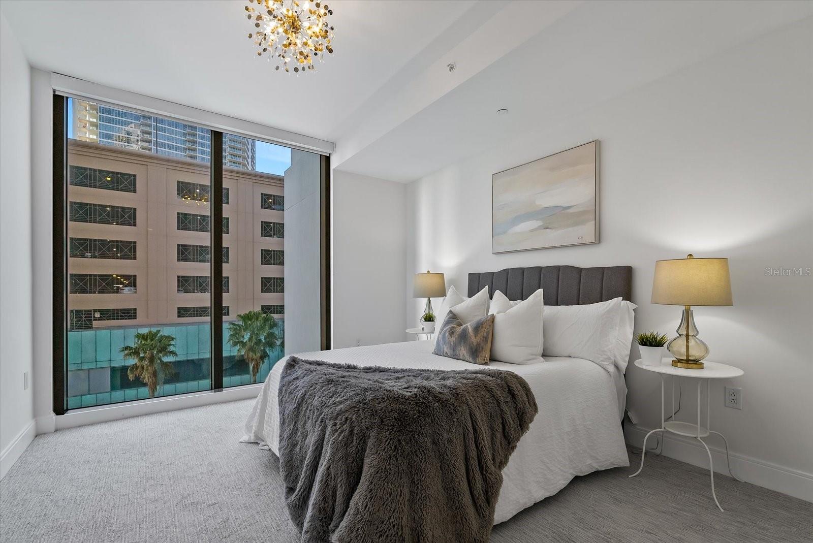 100 1ST AVE N #501, ST PETERSBURG, FL, 33701