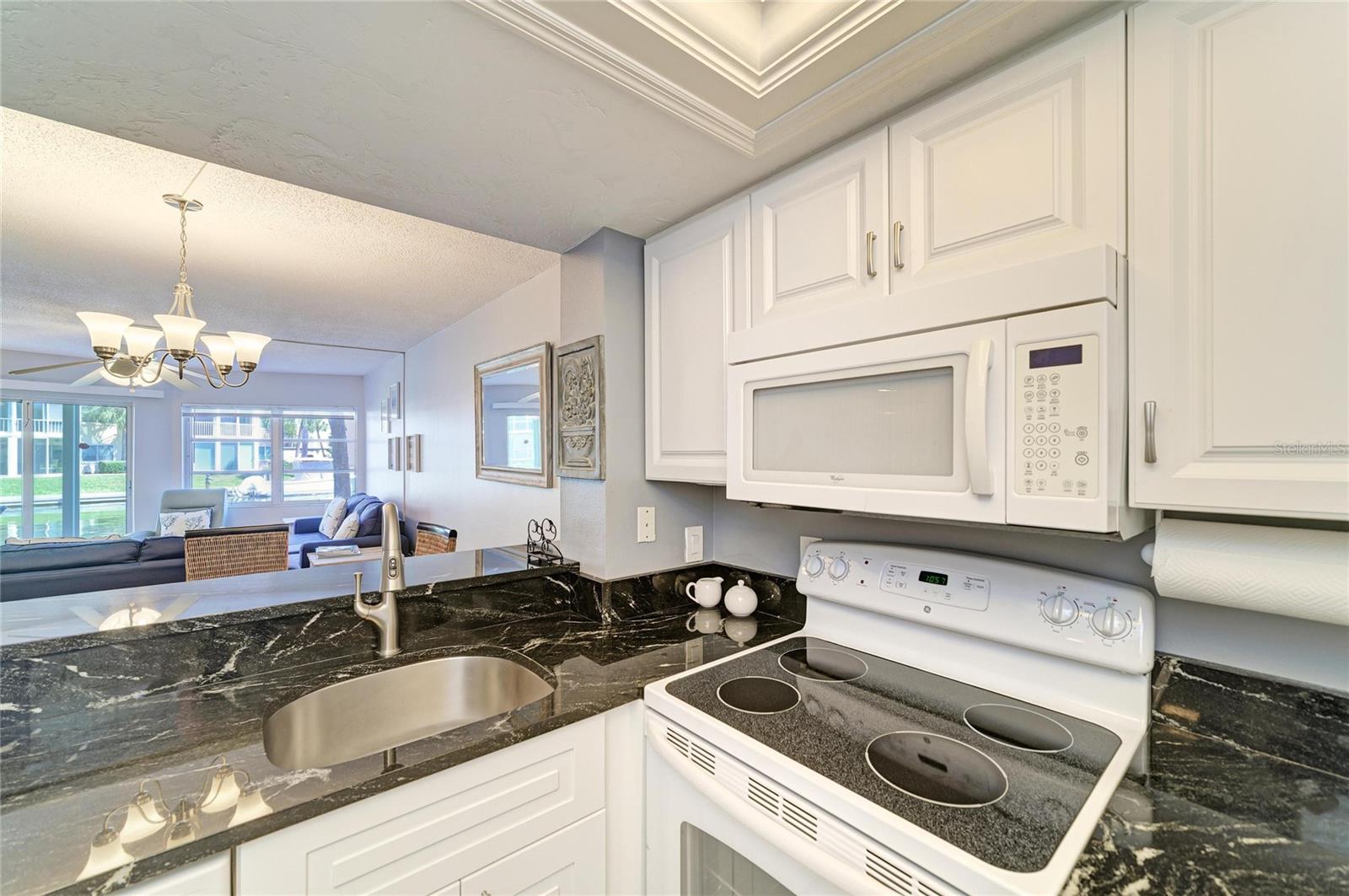 1257 S PORTOFINO DR #104, SARASOTA, FL, 34242
