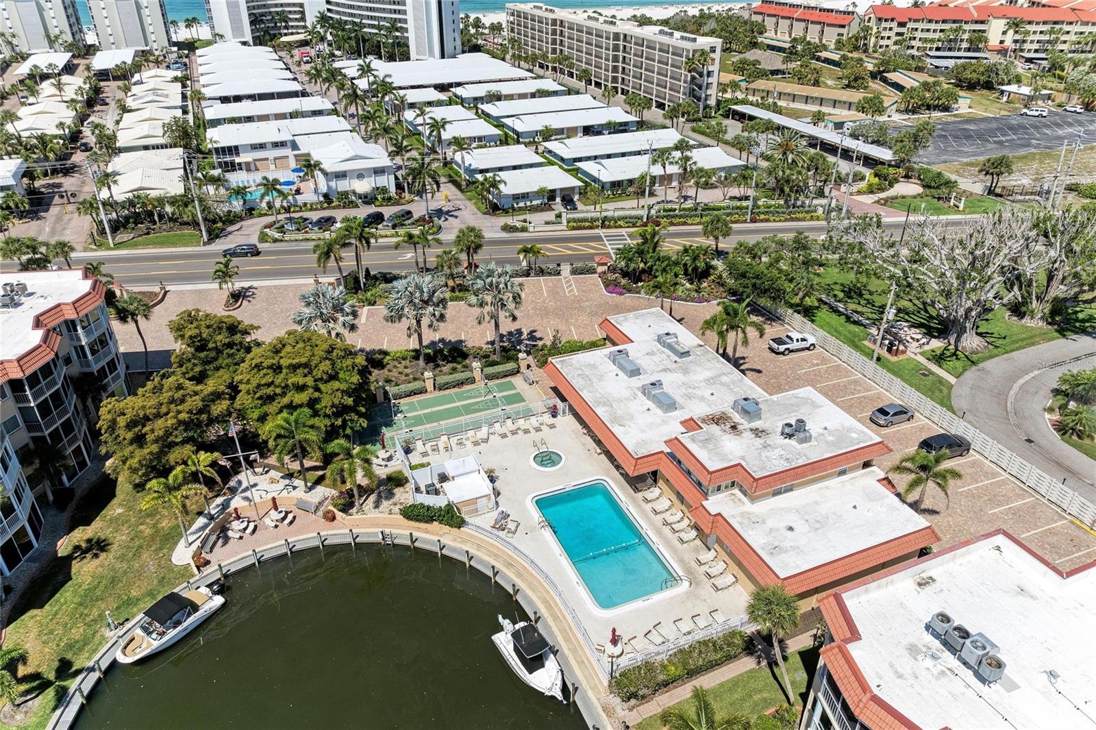 1257 S PORTOFINO DR #104, SARASOTA, FL, 34242