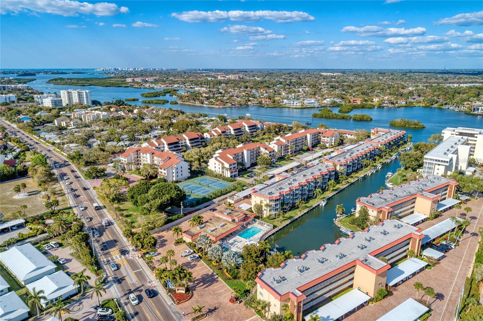 1257 S PORTOFINO DR #104, SARASOTA, FL, 34242