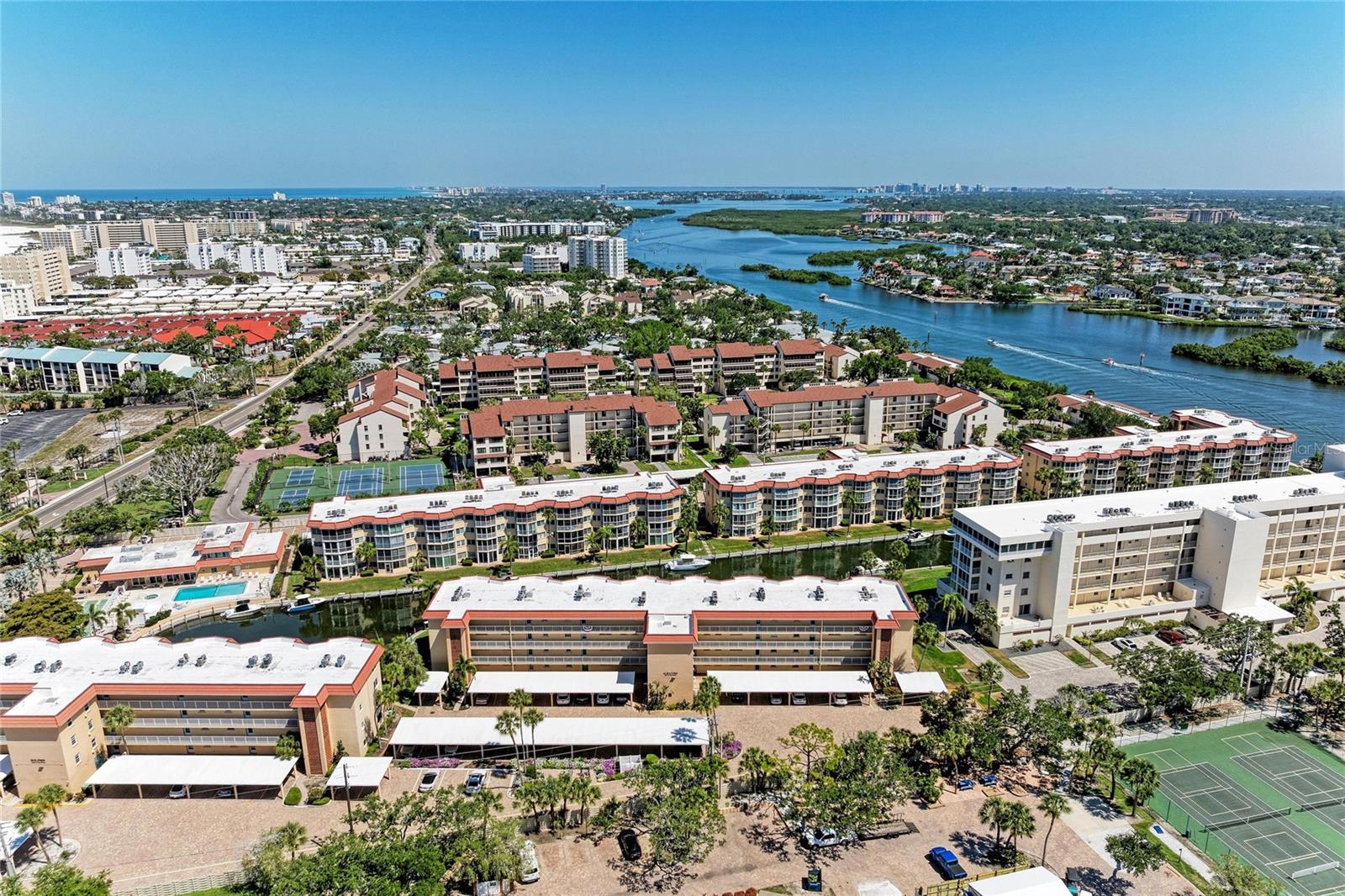 1257 S PORTOFINO DR #104, SARASOTA, FL, 34242