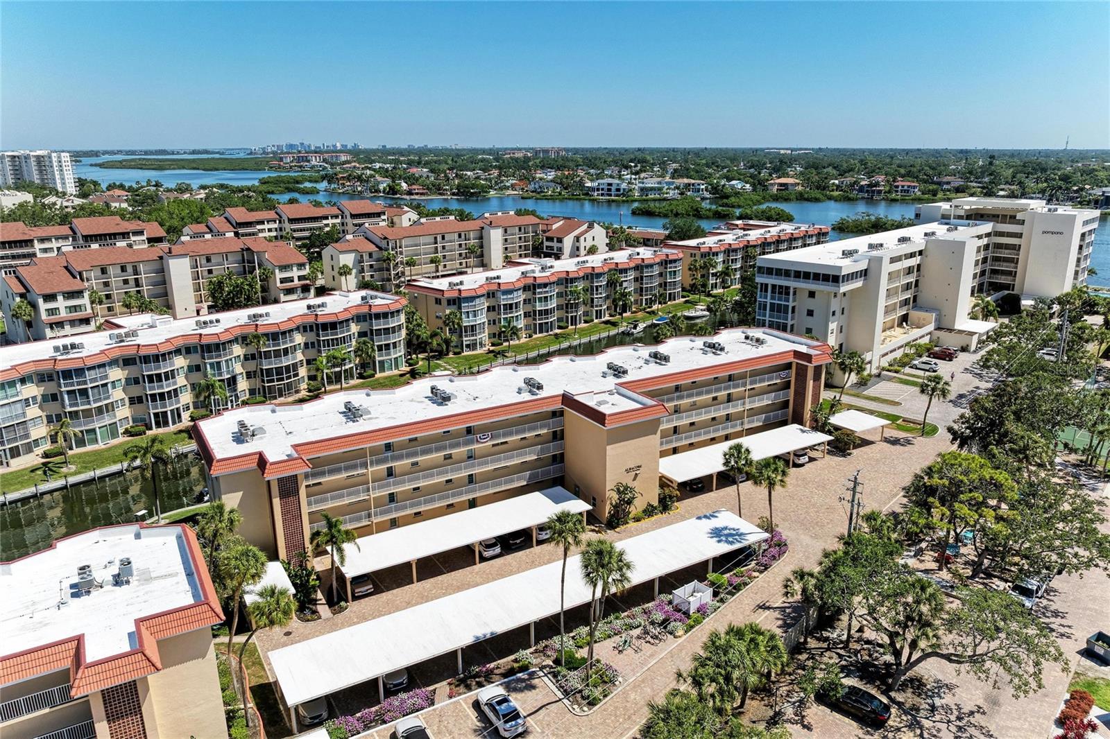 1257 S PORTOFINO DR #104, SARASOTA, FL, 34242