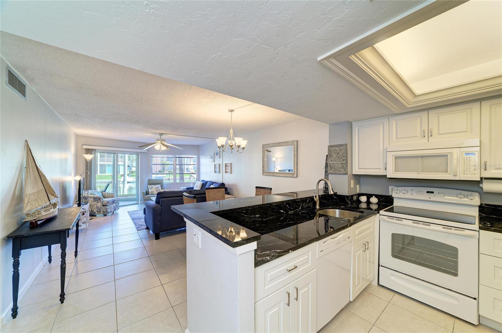 1257 S PORTOFINO DR #104, SARASOTA, FL, 34242