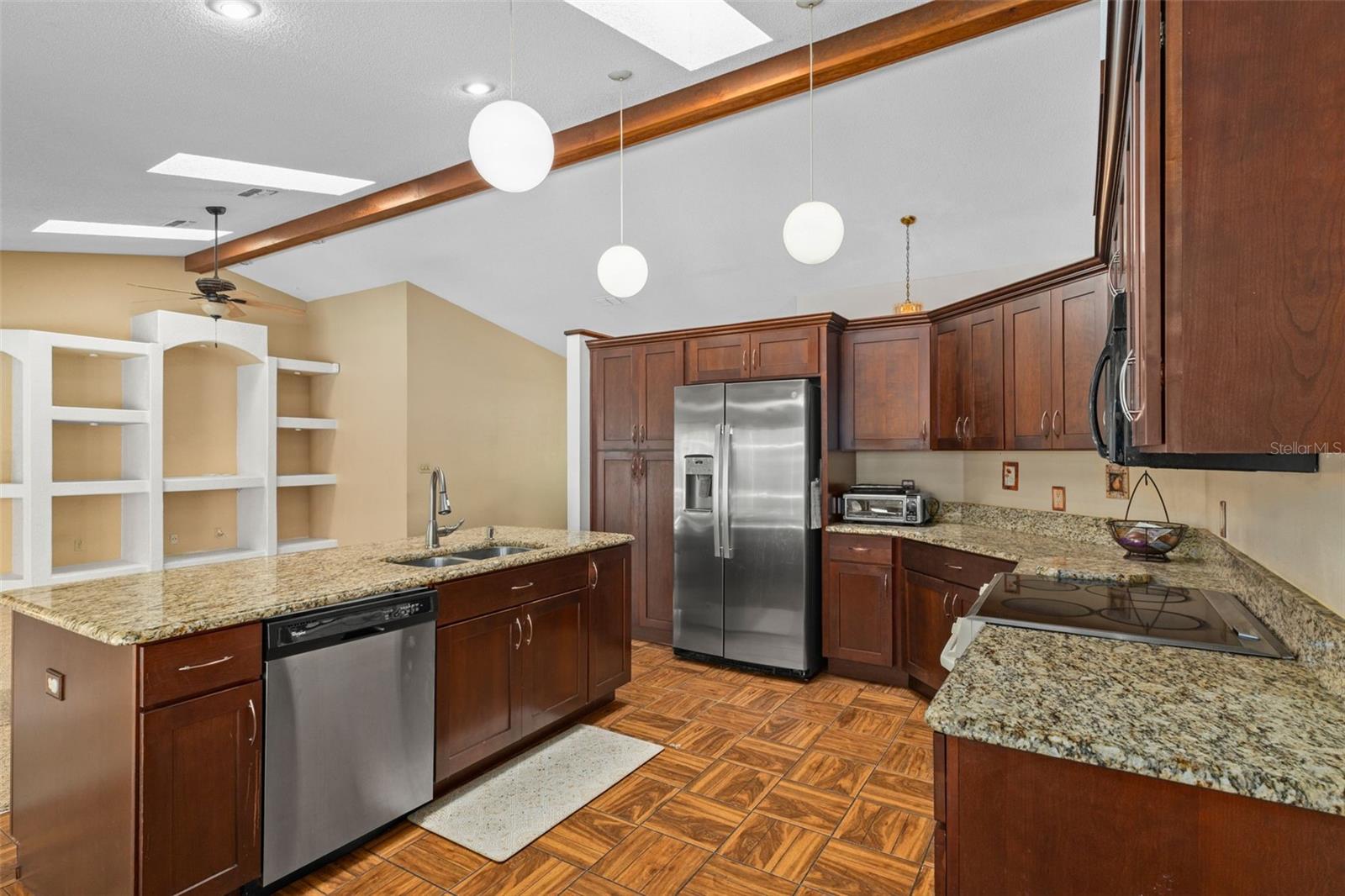 8959 NAKOMA WAY, WEEKI WACHEE, FL, 34613