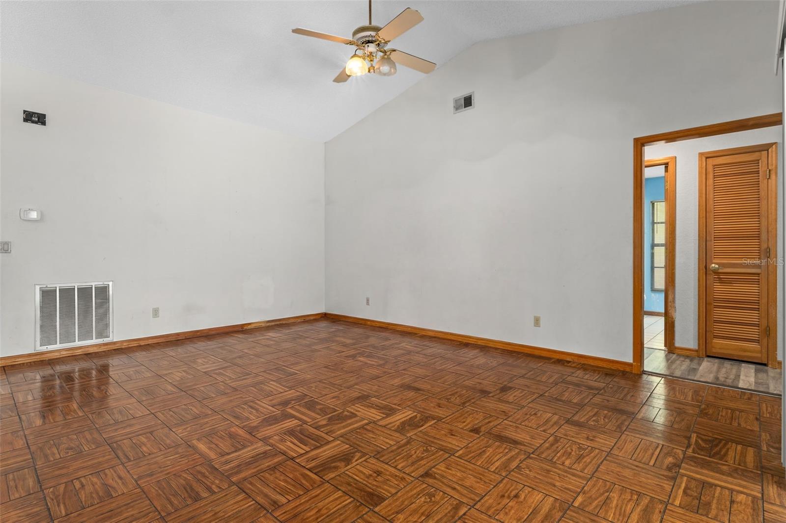 8959 NAKOMA WAY, WEEKI WACHEE, FL, 34613