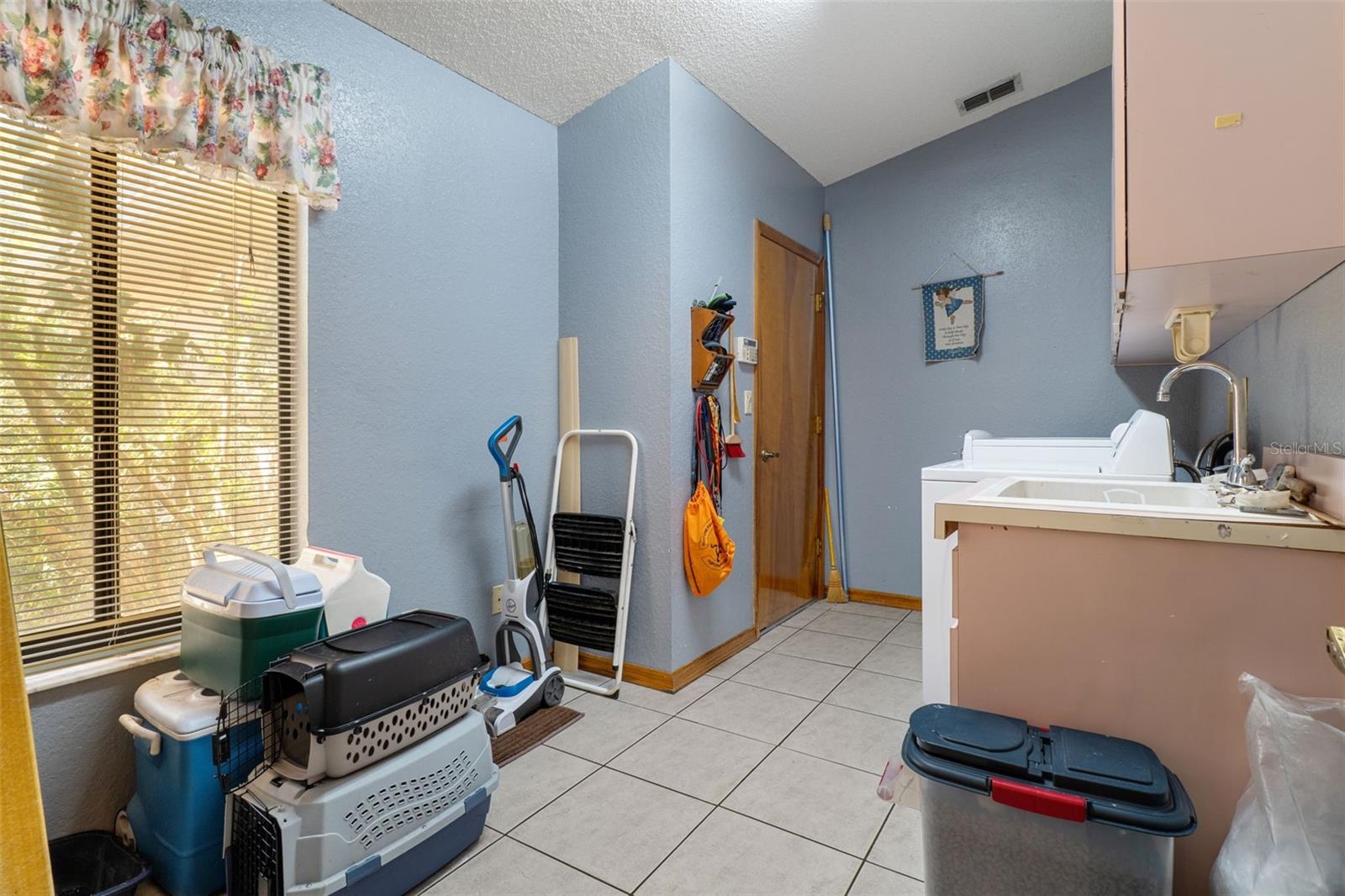 8959 NAKOMA WAY, WEEKI WACHEE, FL, 34613