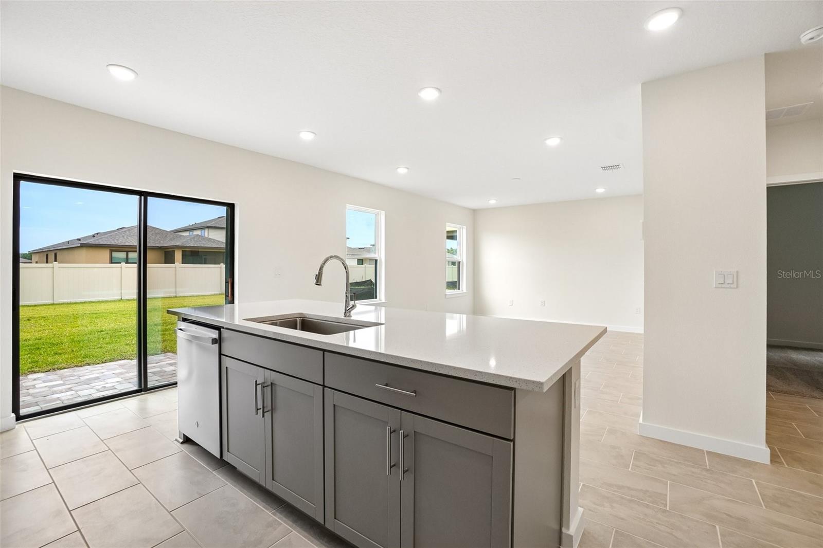 3237 CUP DR, LAKELAND, FL, 33803