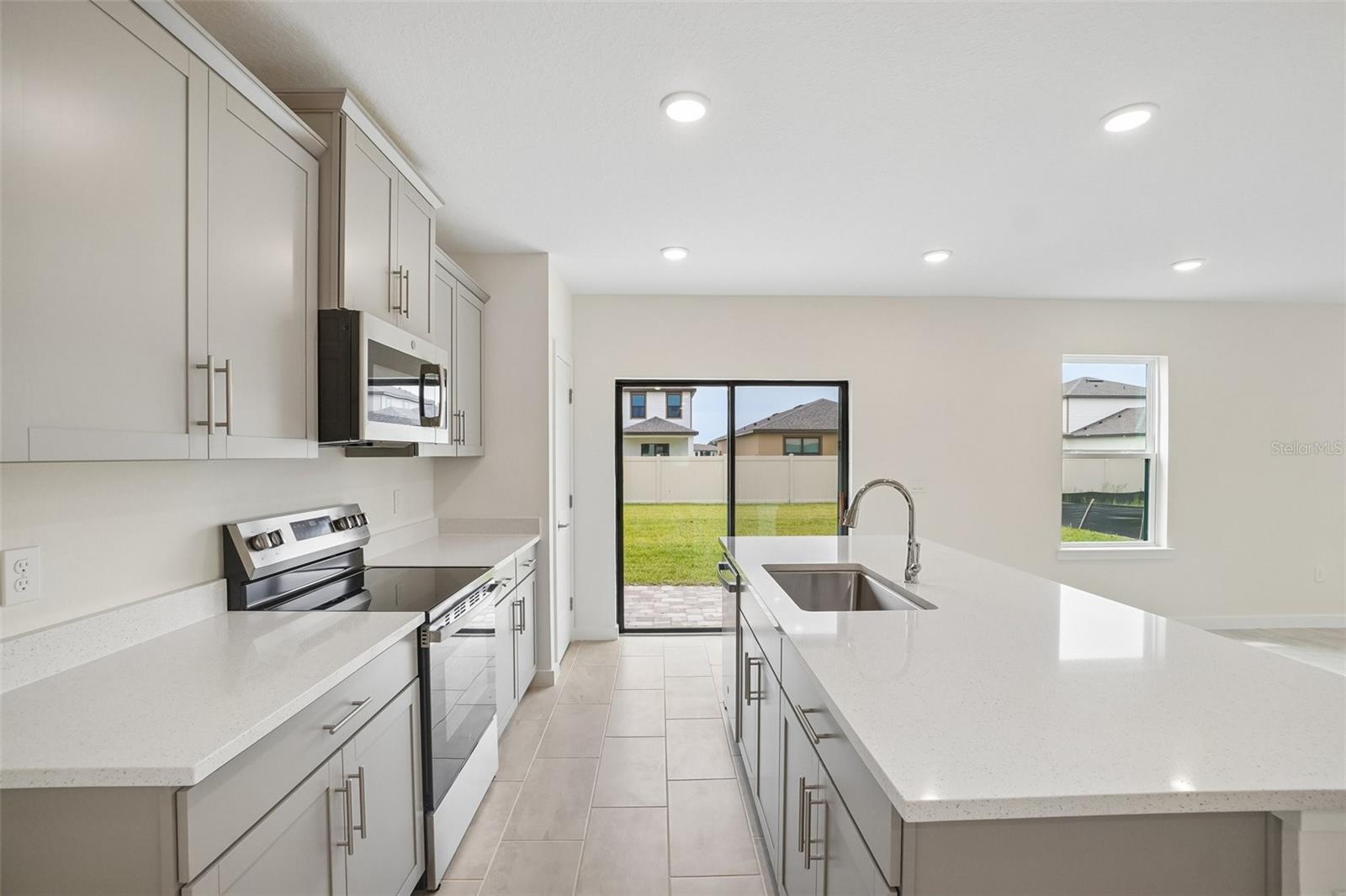 3237 CUP DR, LAKELAND, FL, 33803