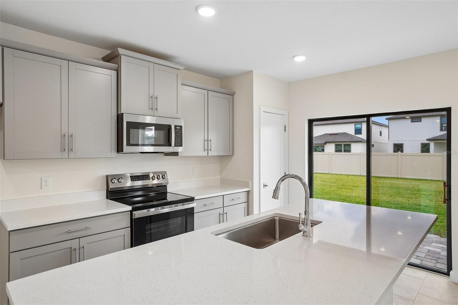 3237 CUP DR, LAKELAND, FL, 33803