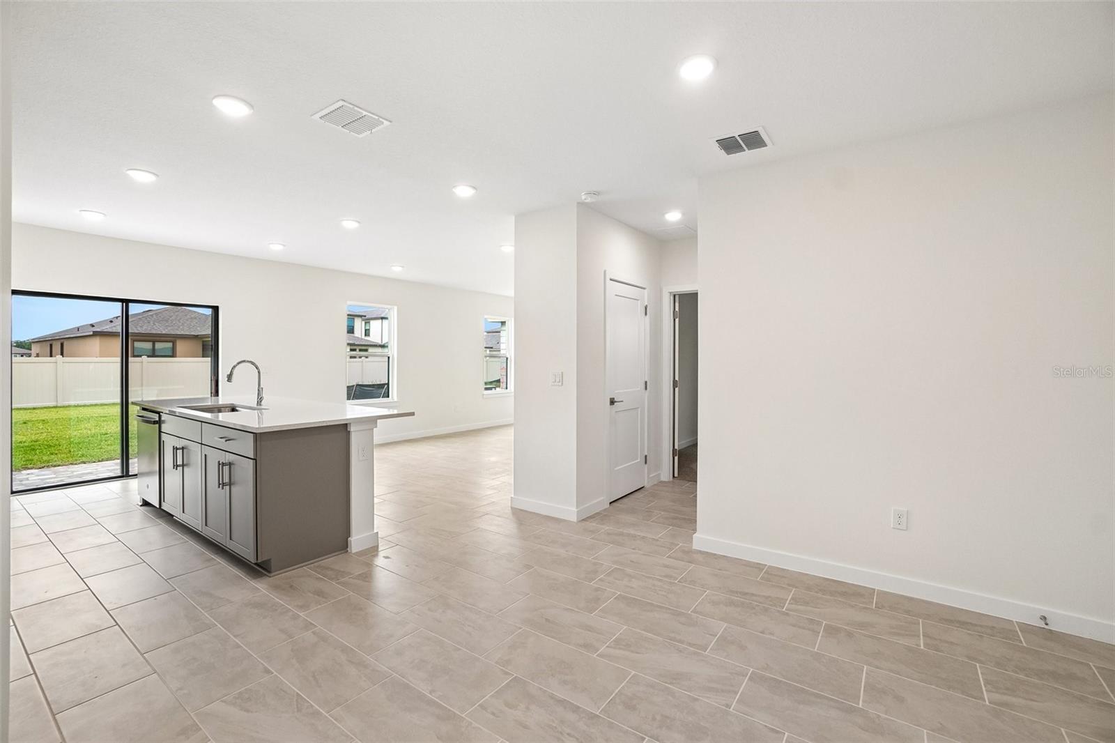 3237 CUP DR, LAKELAND, FL, 33803