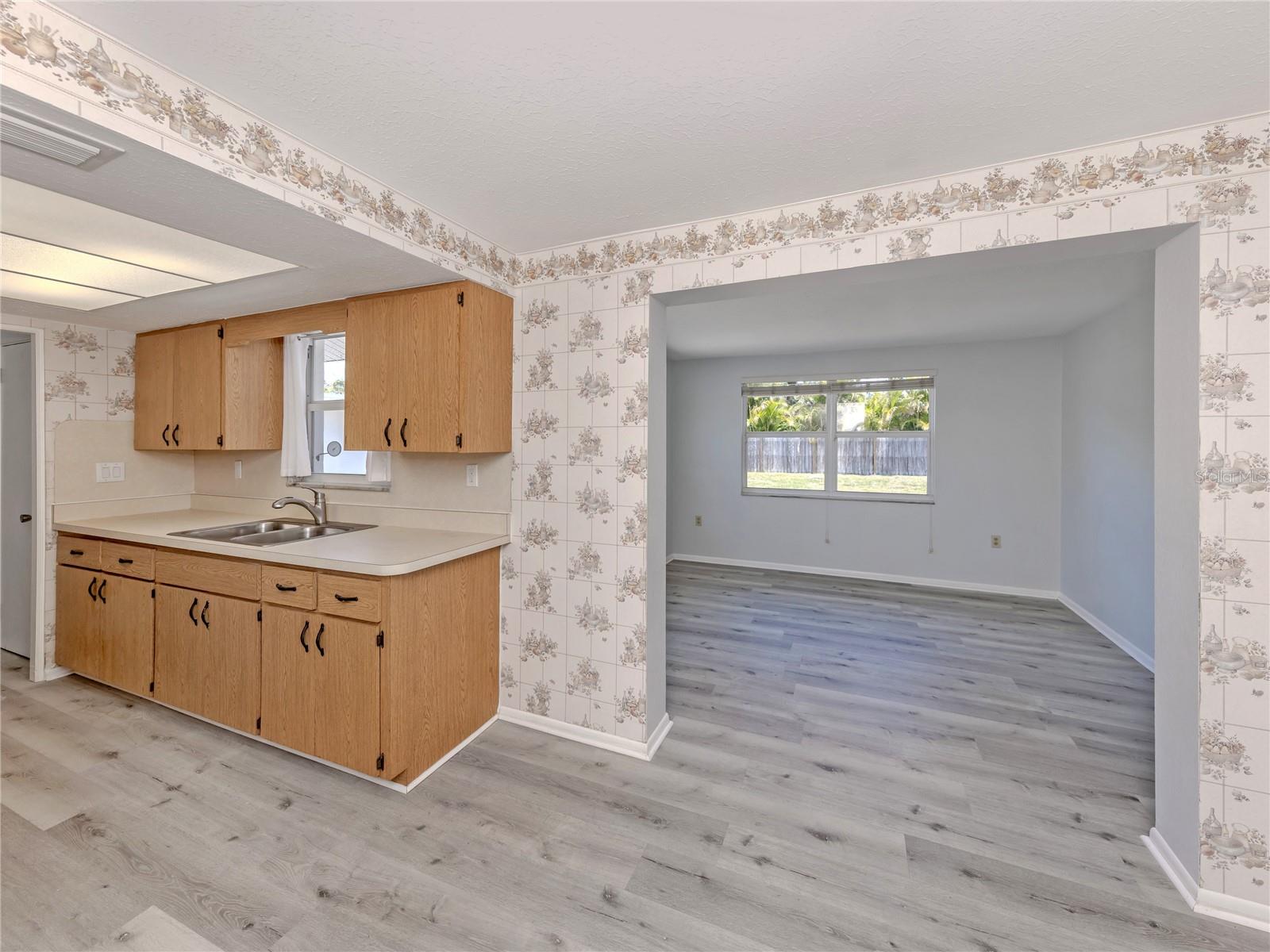 320 PAVONIA RD, NOKOMIS, FL, 34275