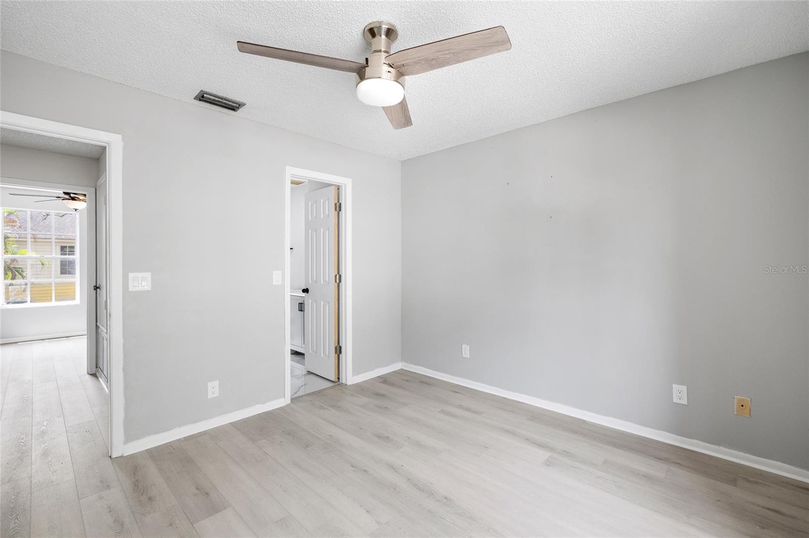 13870 STONE MILL WAY, TAMPA, FL, 33613