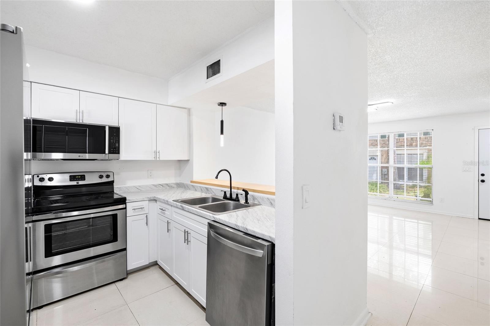 13870 STONE MILL WAY, TAMPA, FL, 33613