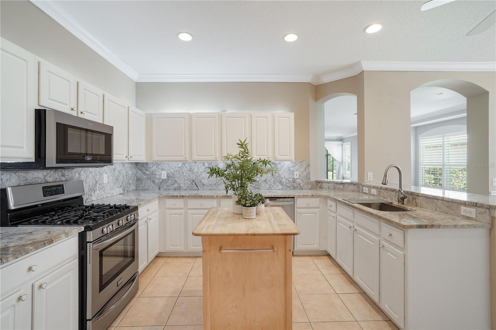 8336 TARTAN FIELDS CIR, LAKEWOOD RANCH, FL, 34202