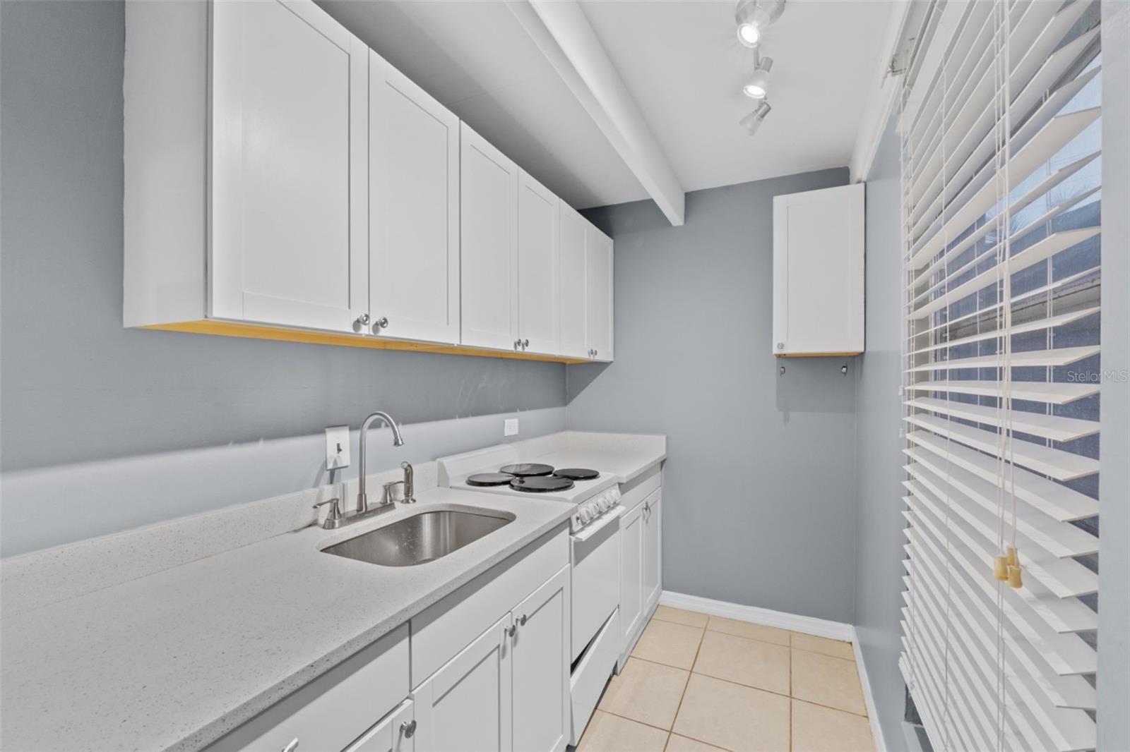3515 CLUB CIR, LAKESHORE, FL, 33854