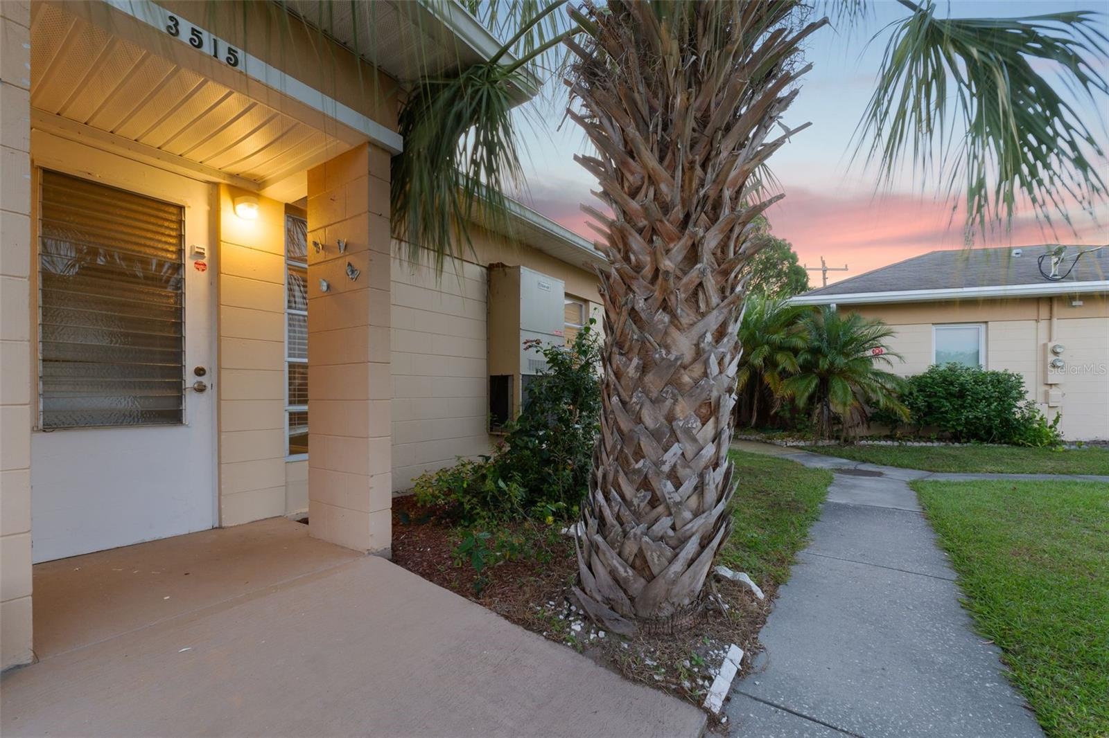 3515 CLUB CIR, LAKESHORE, FL, 33854