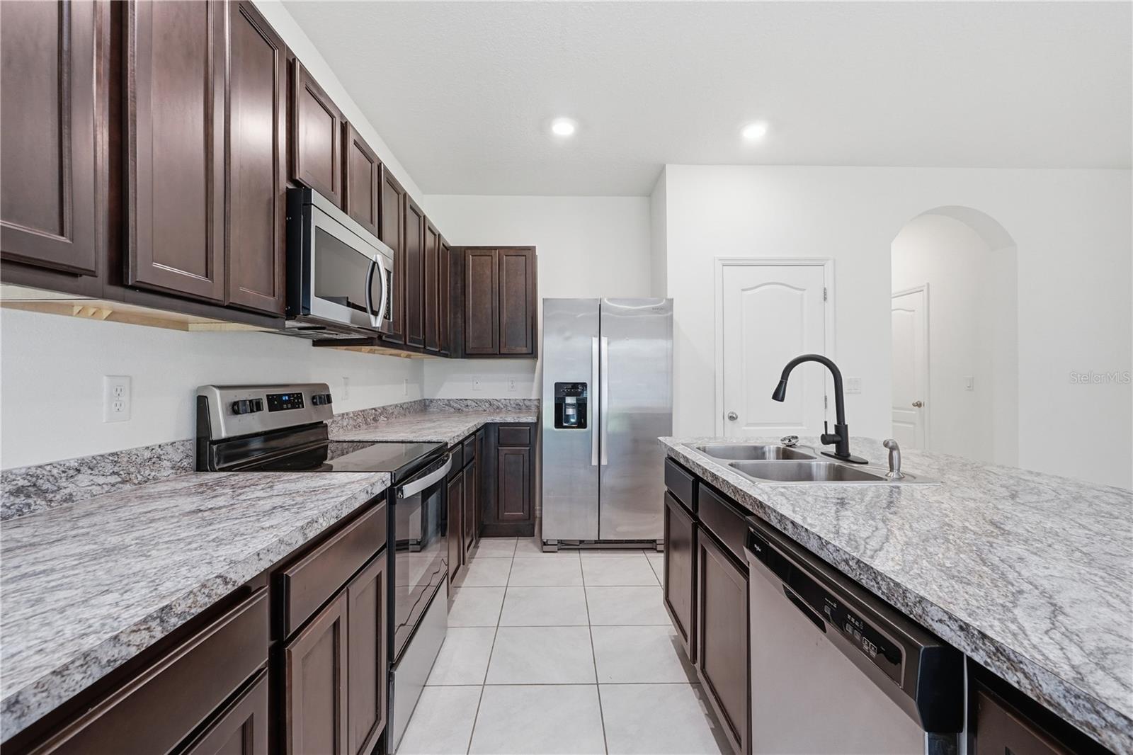 1228 YELLOW FINCH DR, DAVENPORT, FL, 33837