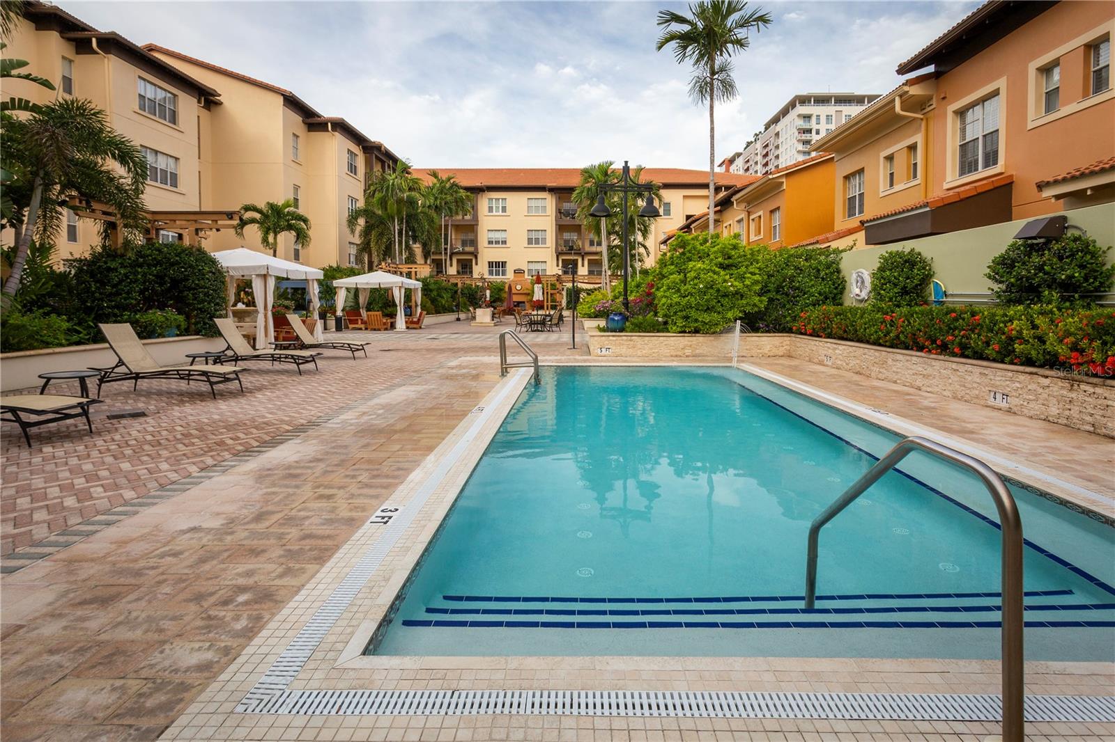 100 4TH AVE S #135, ST PETERSBURG, FL, 33701