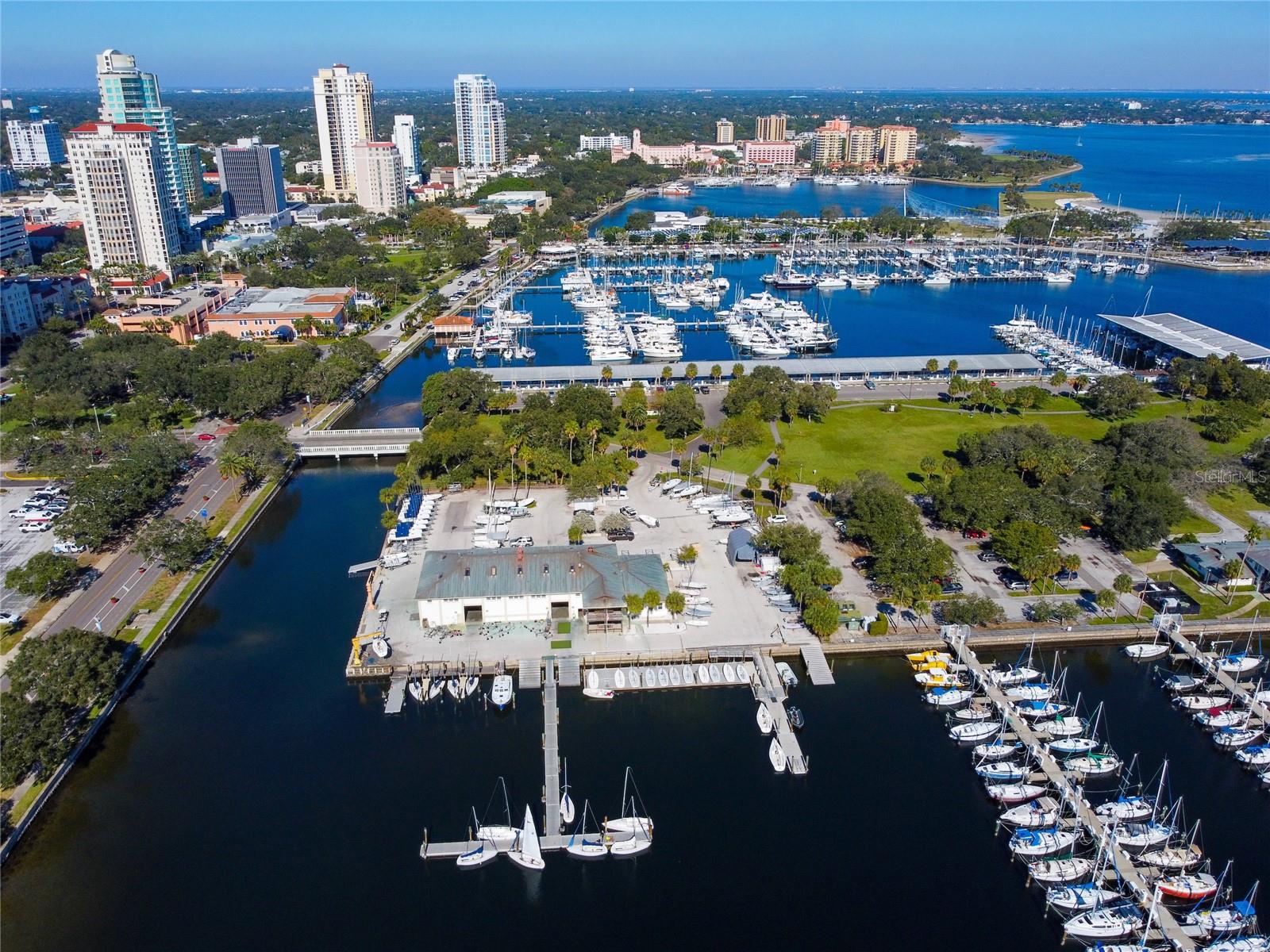 100 4TH AVE S #135, ST PETERSBURG, FL, 33701