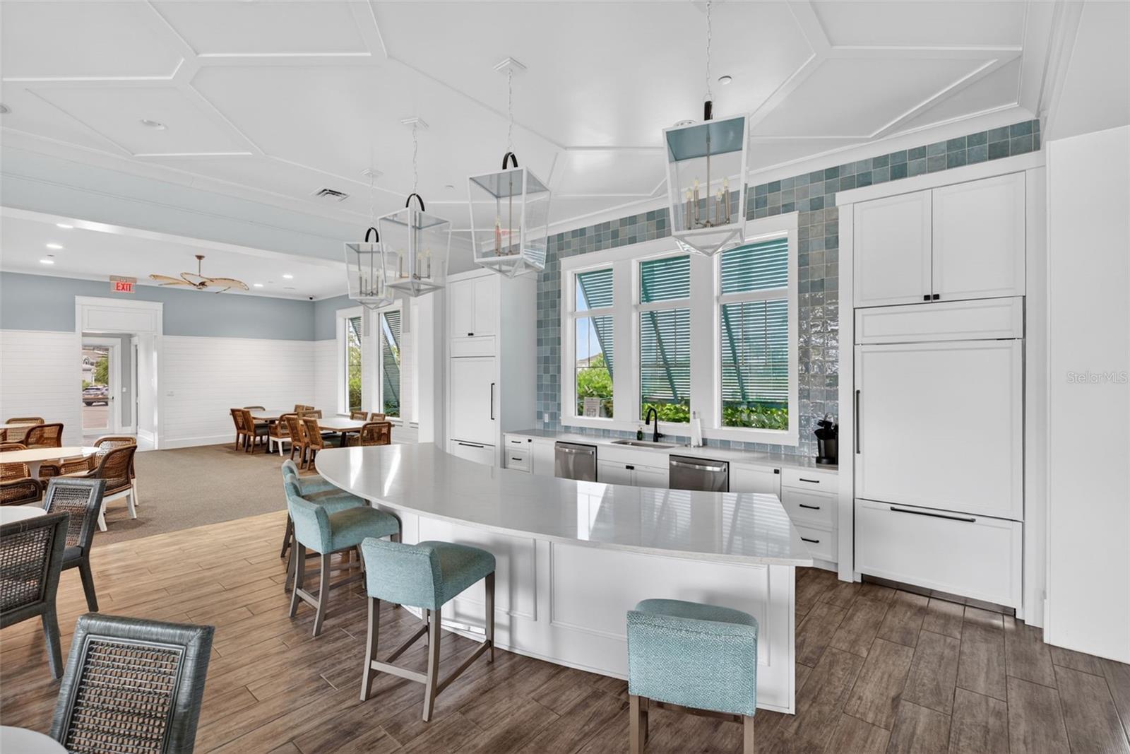 10269 CANAVERAL CIR, SARASOTA, FL, 34241