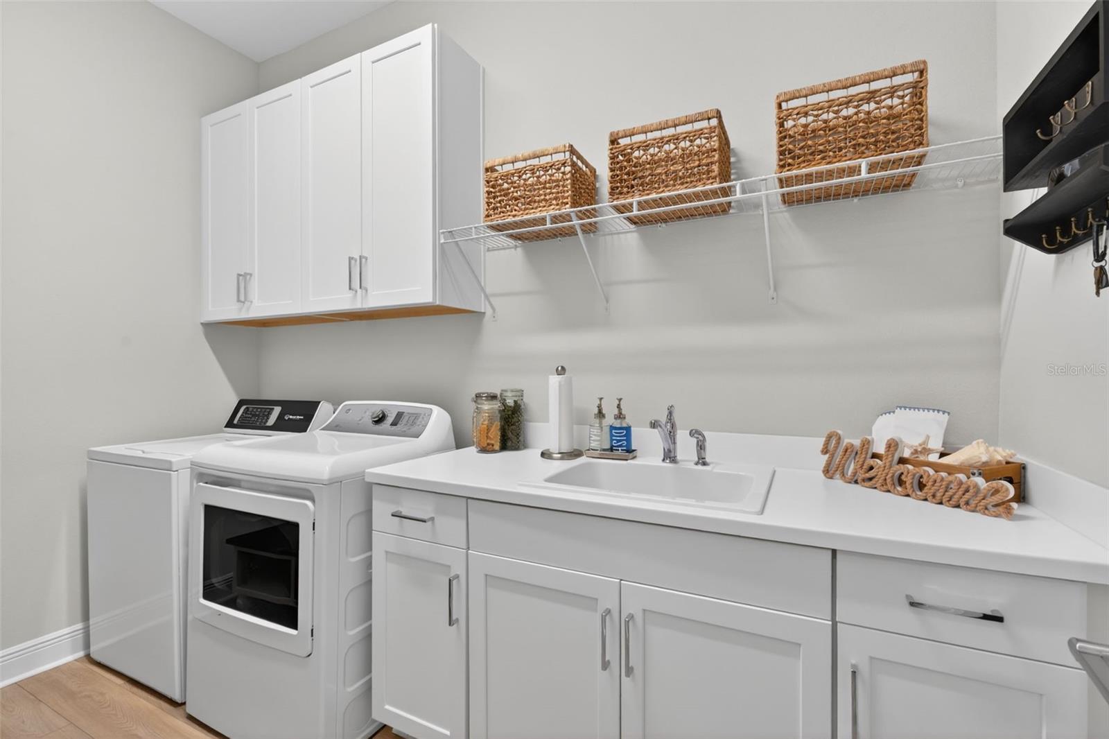 10269 CANAVERAL CIR, SARASOTA, FL, 34241