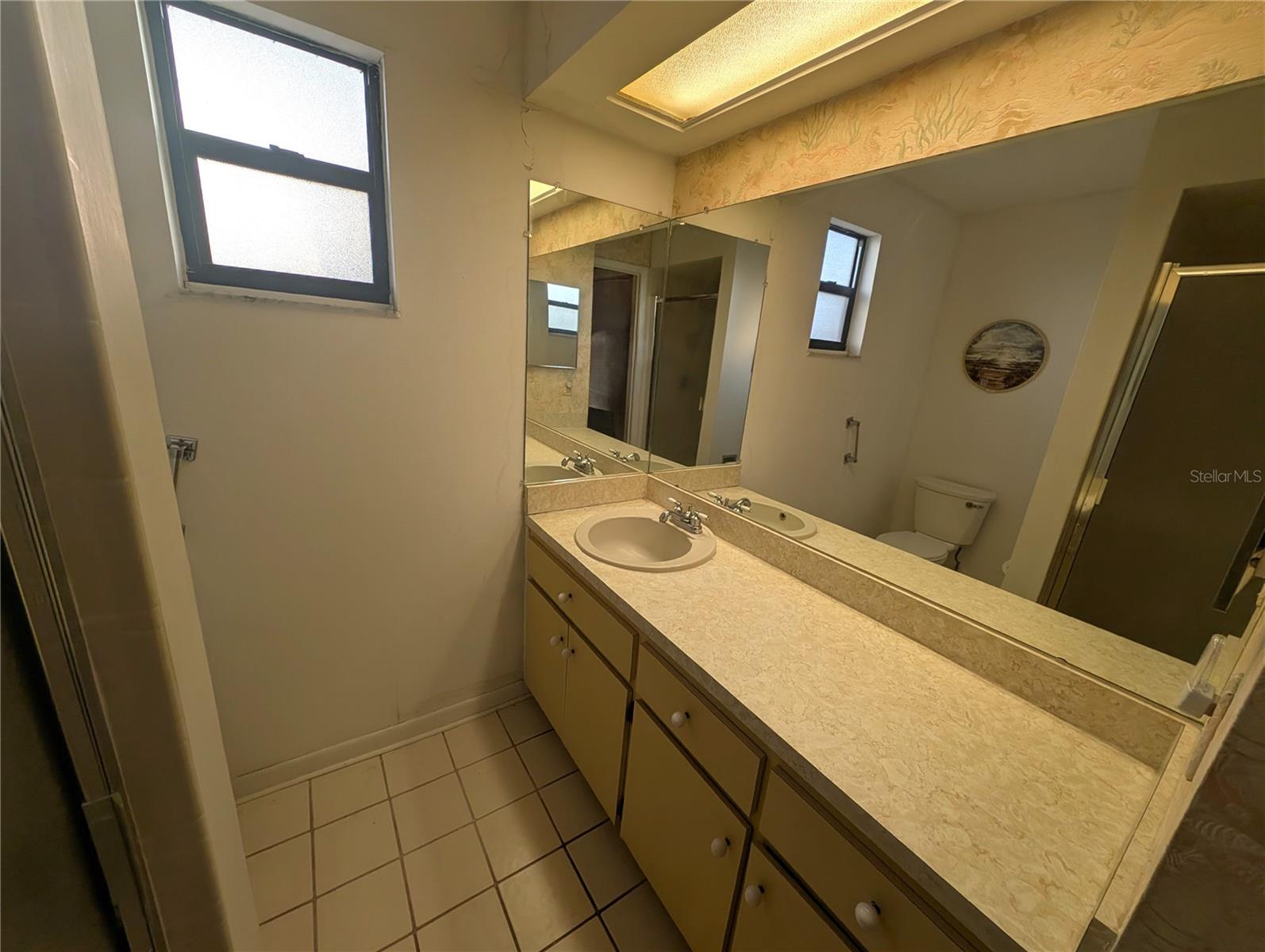 2042 SUNSET GROVE LN, CLEARWATER, FL, 33765
