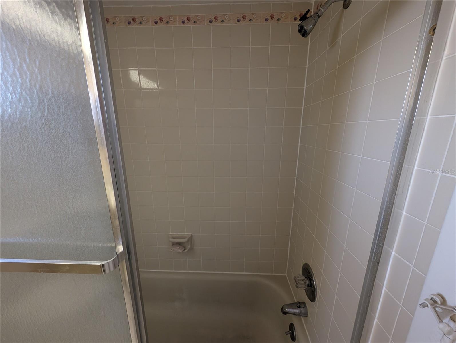 2042 SUNSET GROVE LN, CLEARWATER, FL, 33765