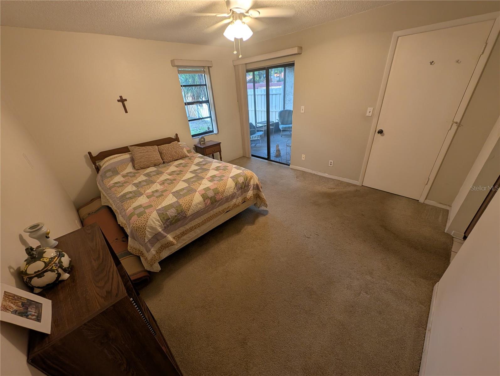 2042 SUNSET GROVE LN, CLEARWATER, FL, 33765